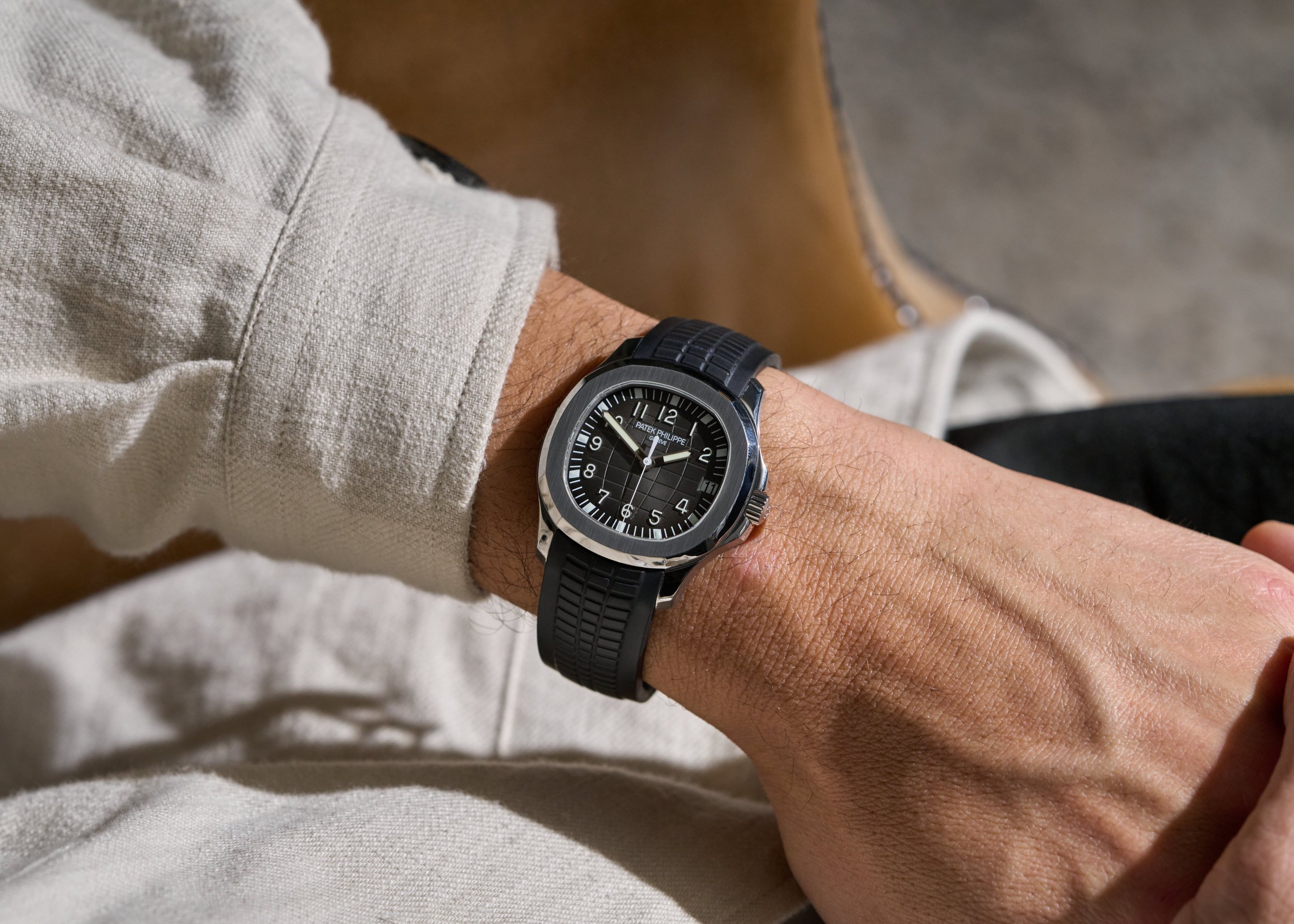 PP941 2008 Patek Philippe Aquanaut 5165A-11.jpg