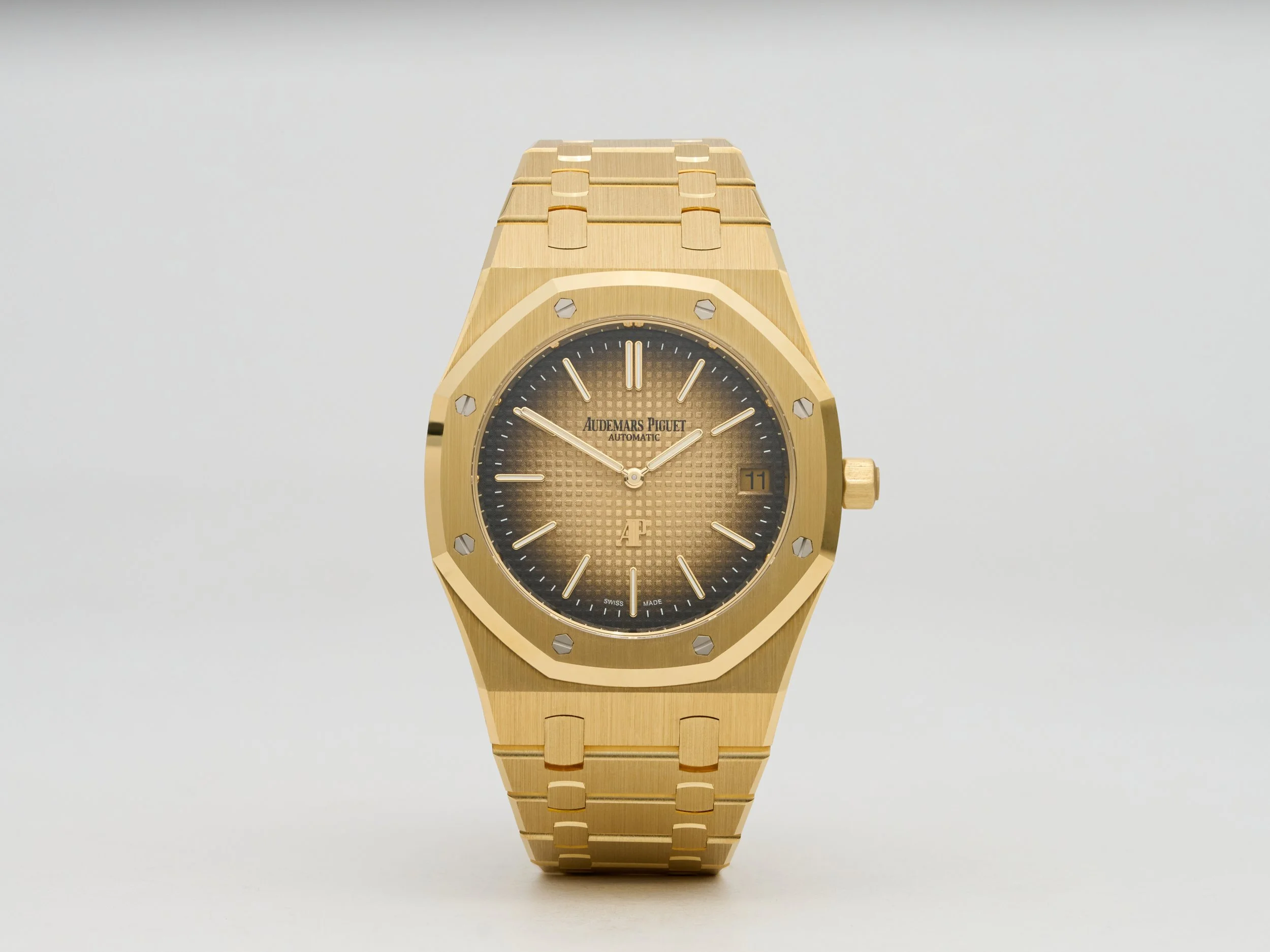 AP790 Audemars Piguet Royal Oak 16202BA Smoke Dial-1.jpg
