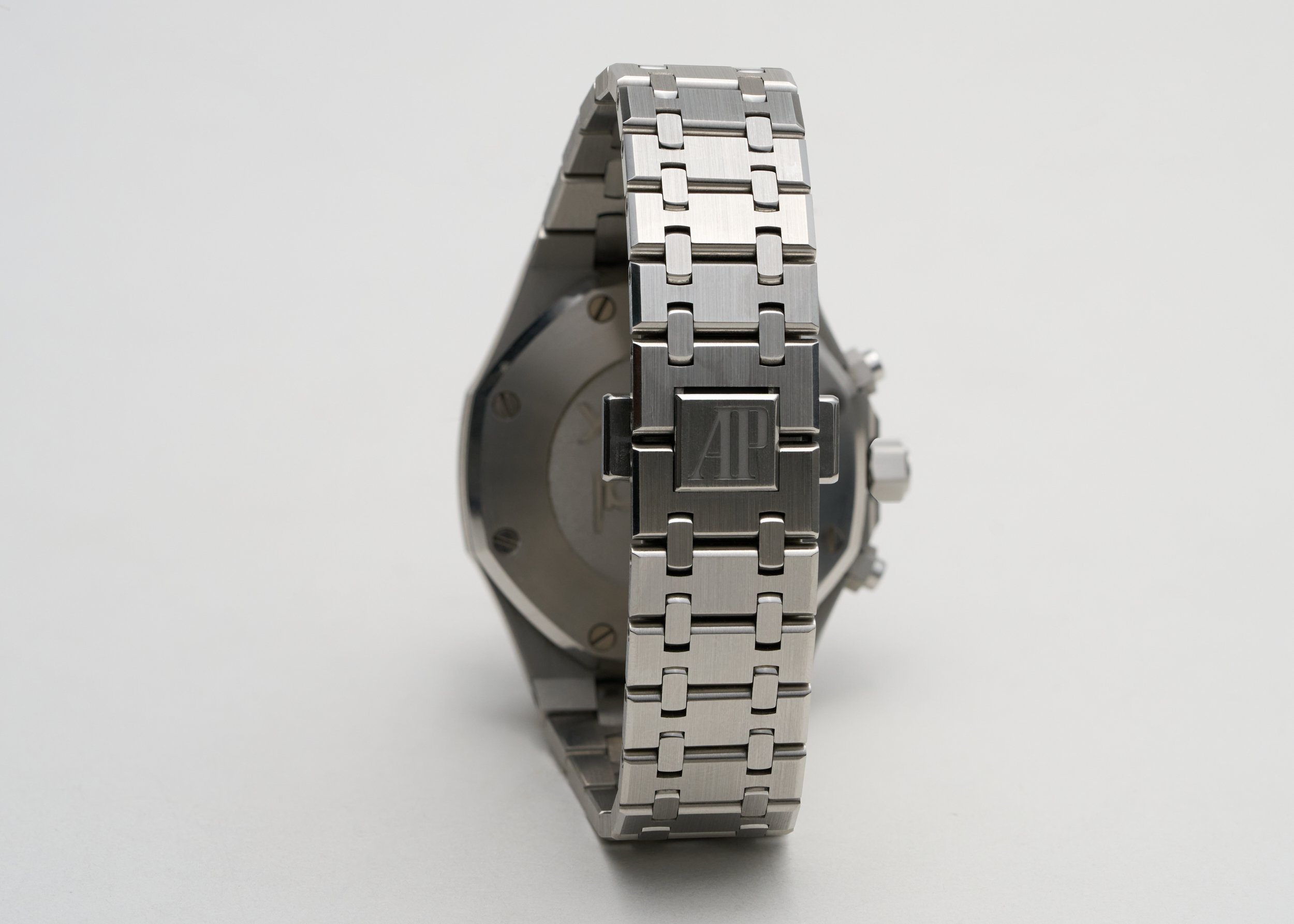 AP905 Audemars Piguet Royal Oak 26715ST Blue Dial Chronograph 38mm-4.jpg