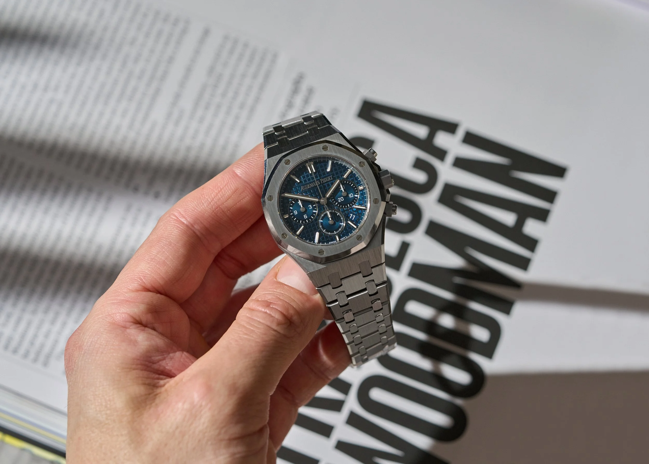 AP905 Audemars Piguet Royal Oak 26715ST Blue Dial Chronograph 38mm-10.jpg