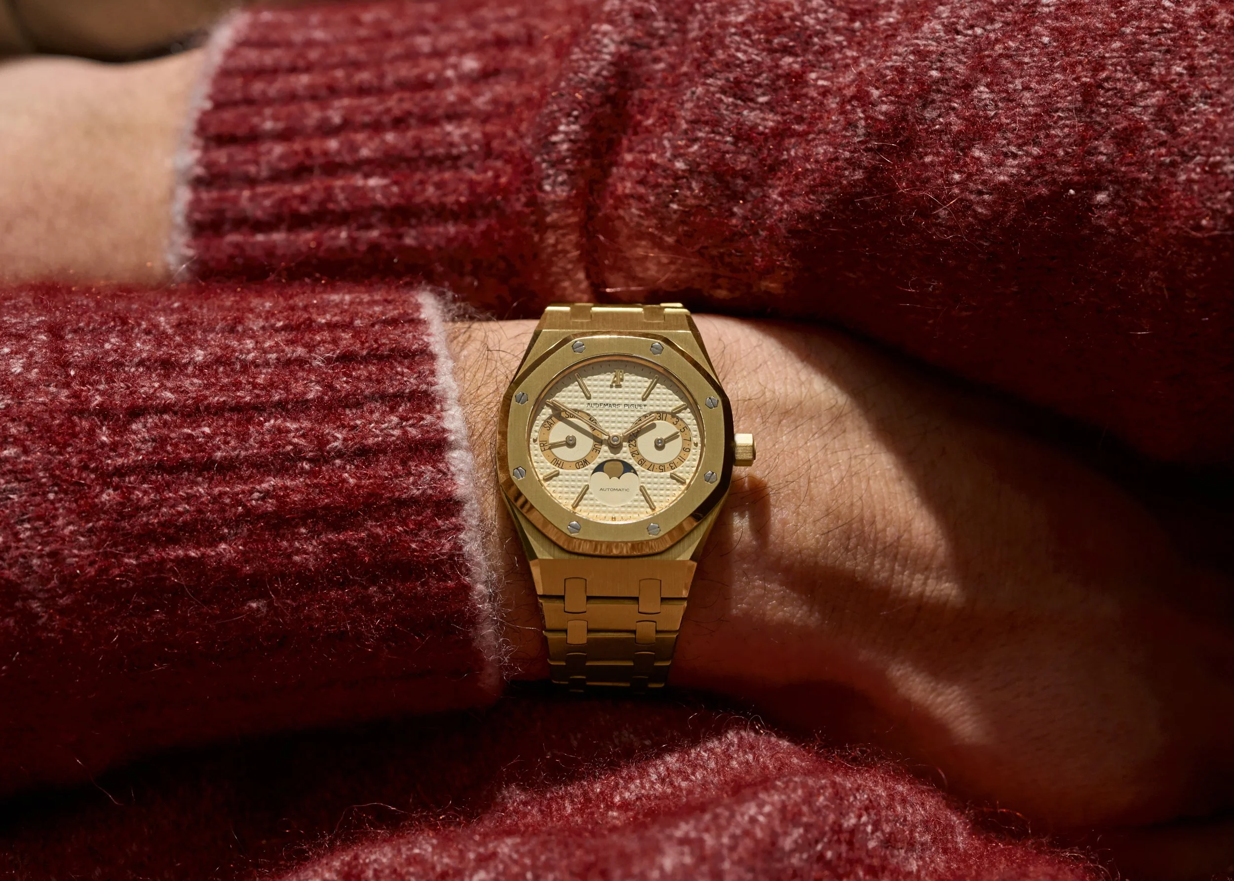 AP914 Audemars Piguet Royal Oak Day-Date Moonphase Yellow Gold 25594BA-15.jpg