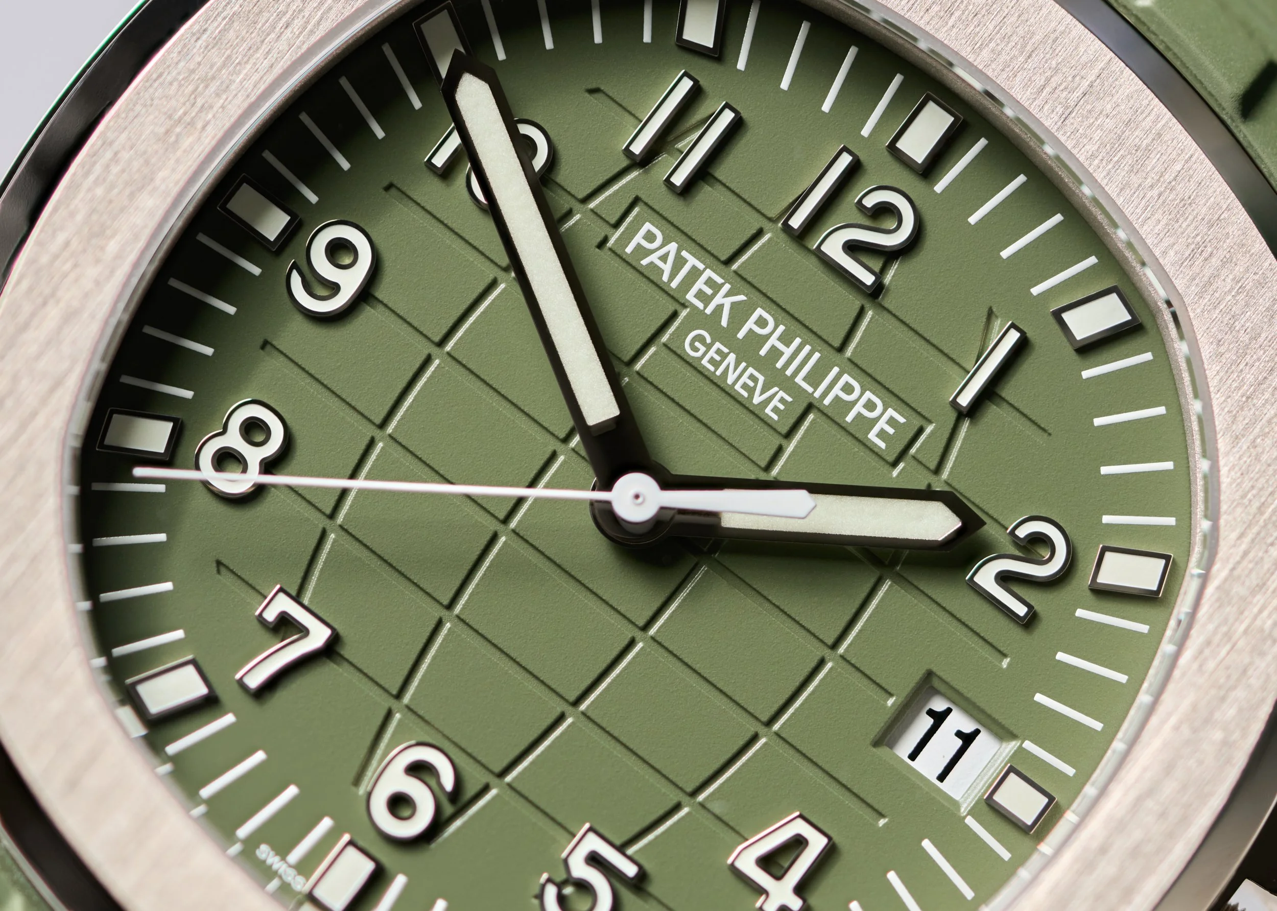 PP949 Patek Philippe 5168G Green-17.jpg