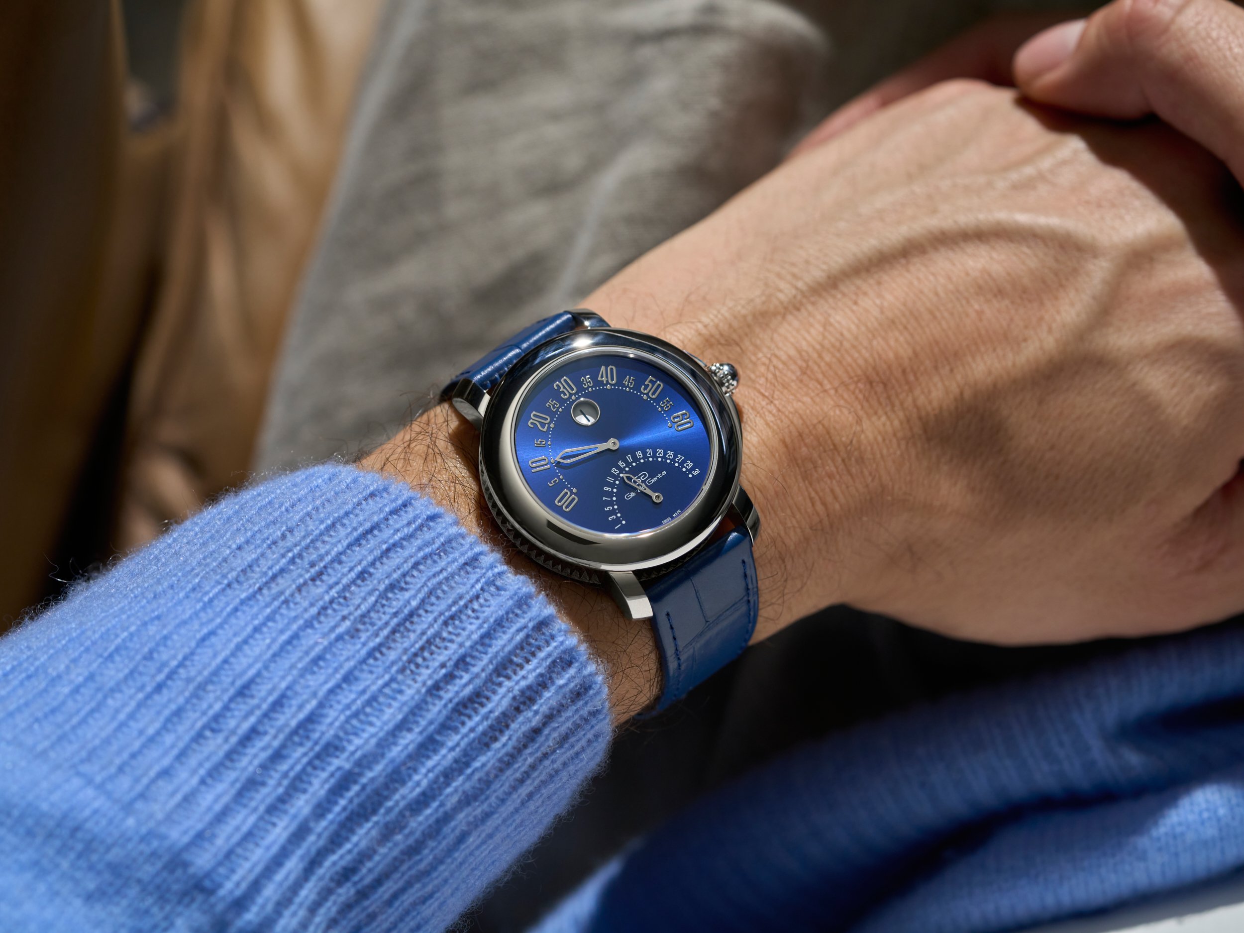 GG816 Gerald Genta Arena Bi-Retrograde 50th Anniversary Edition-12.jpg