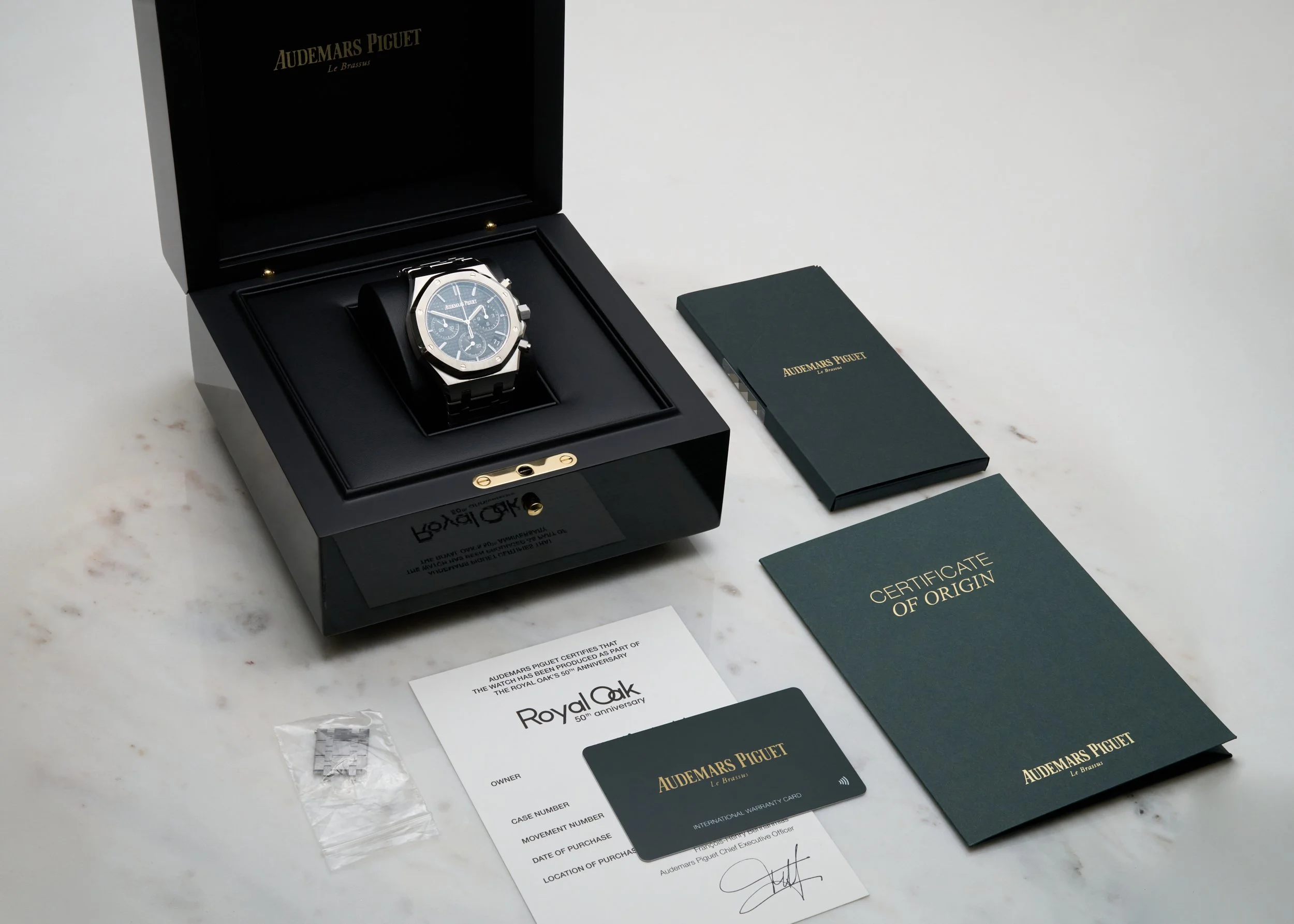 AP957 Audemars Piguet Royal OAk Chrono '50th Anniversary.jpg