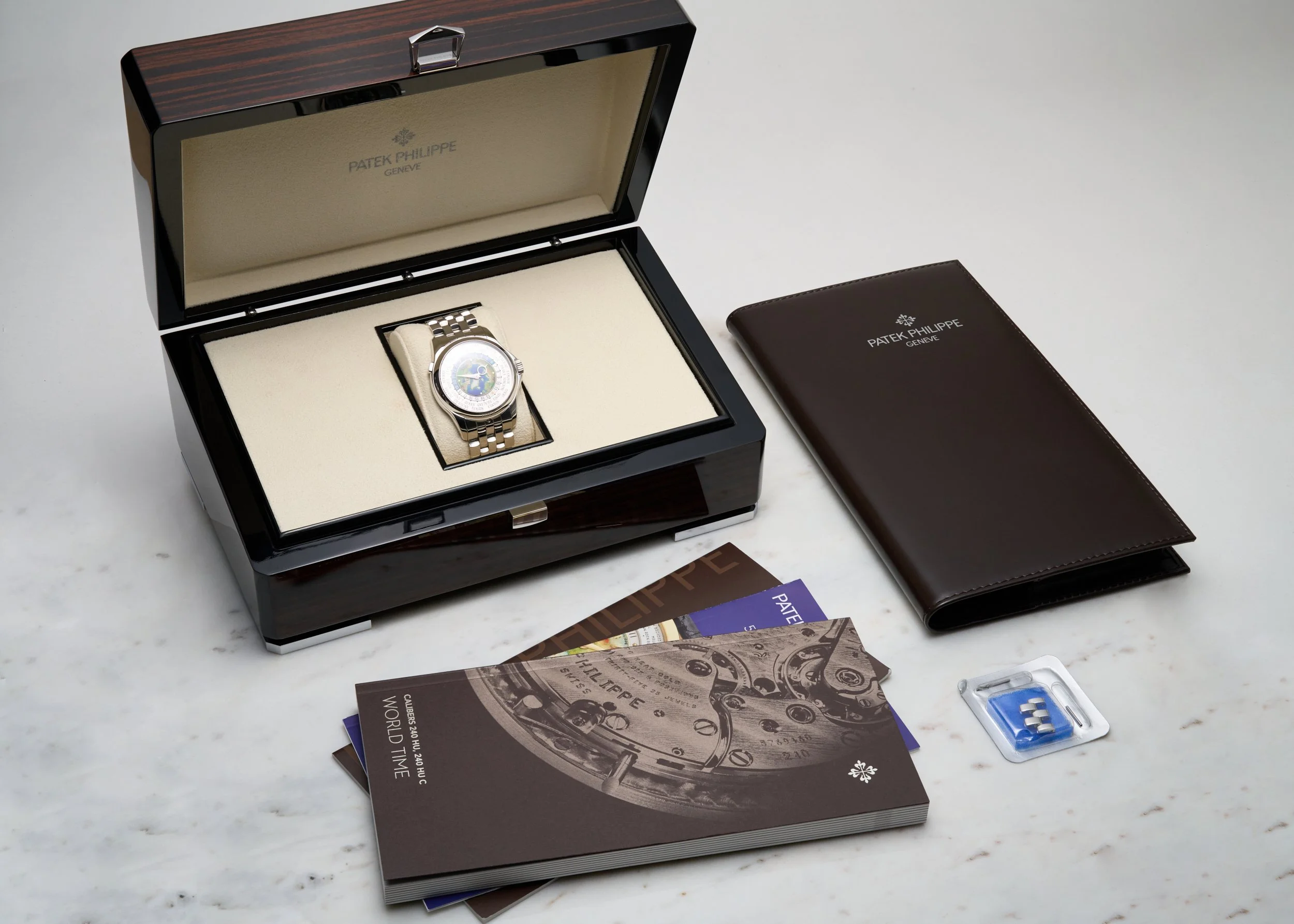 894 Patek Philippe World Time 5131 1P-001-14.jpg