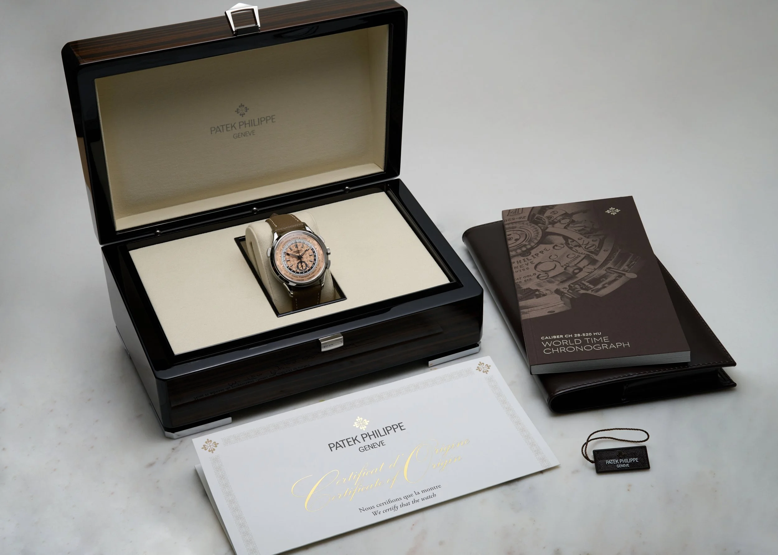 PP923 Patek World Time Chronograph 5935A-001-6.jpg