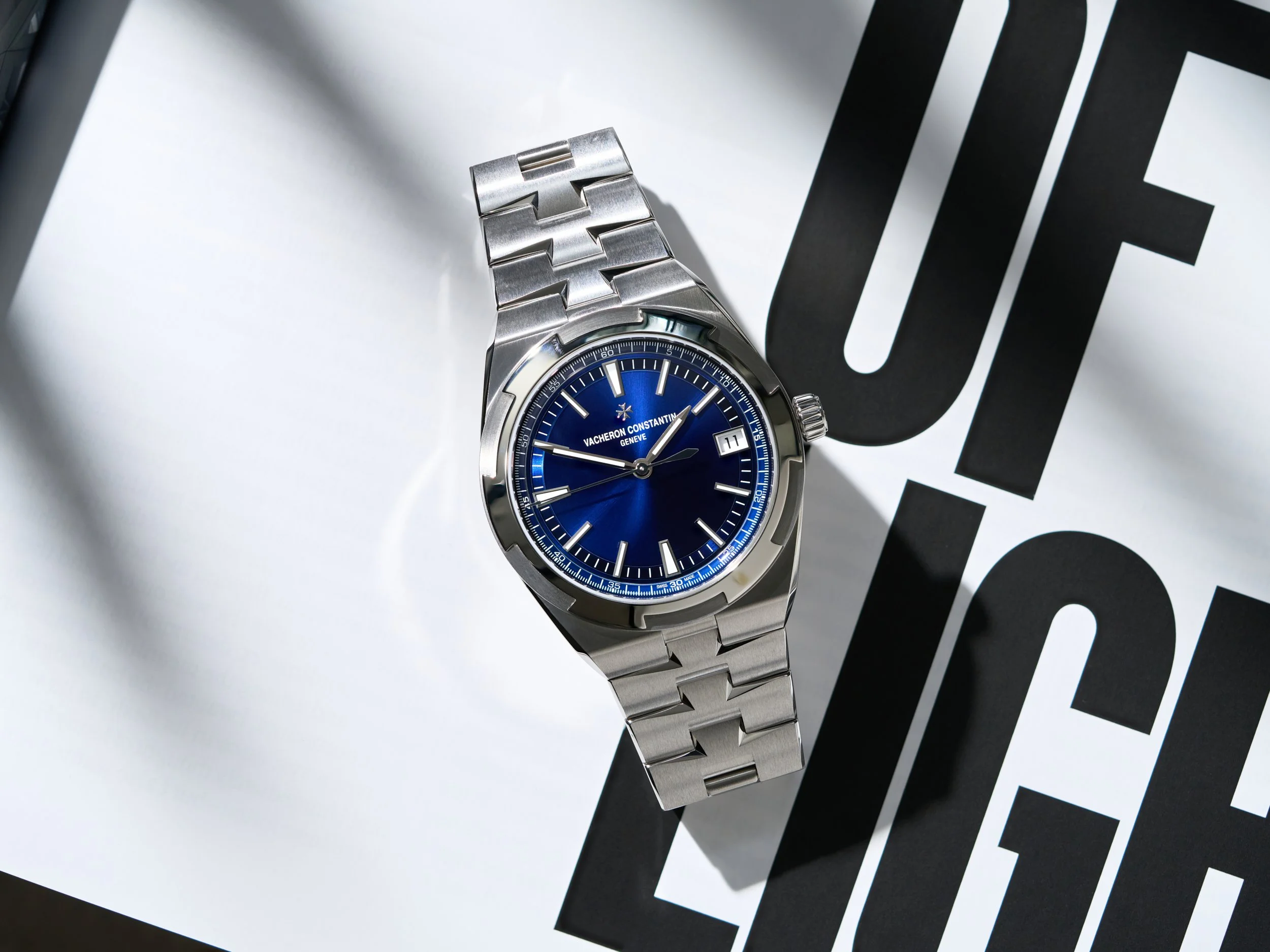 VC875 Vacheron Constantin Overseas Blue Dial 4520V-8.jpg