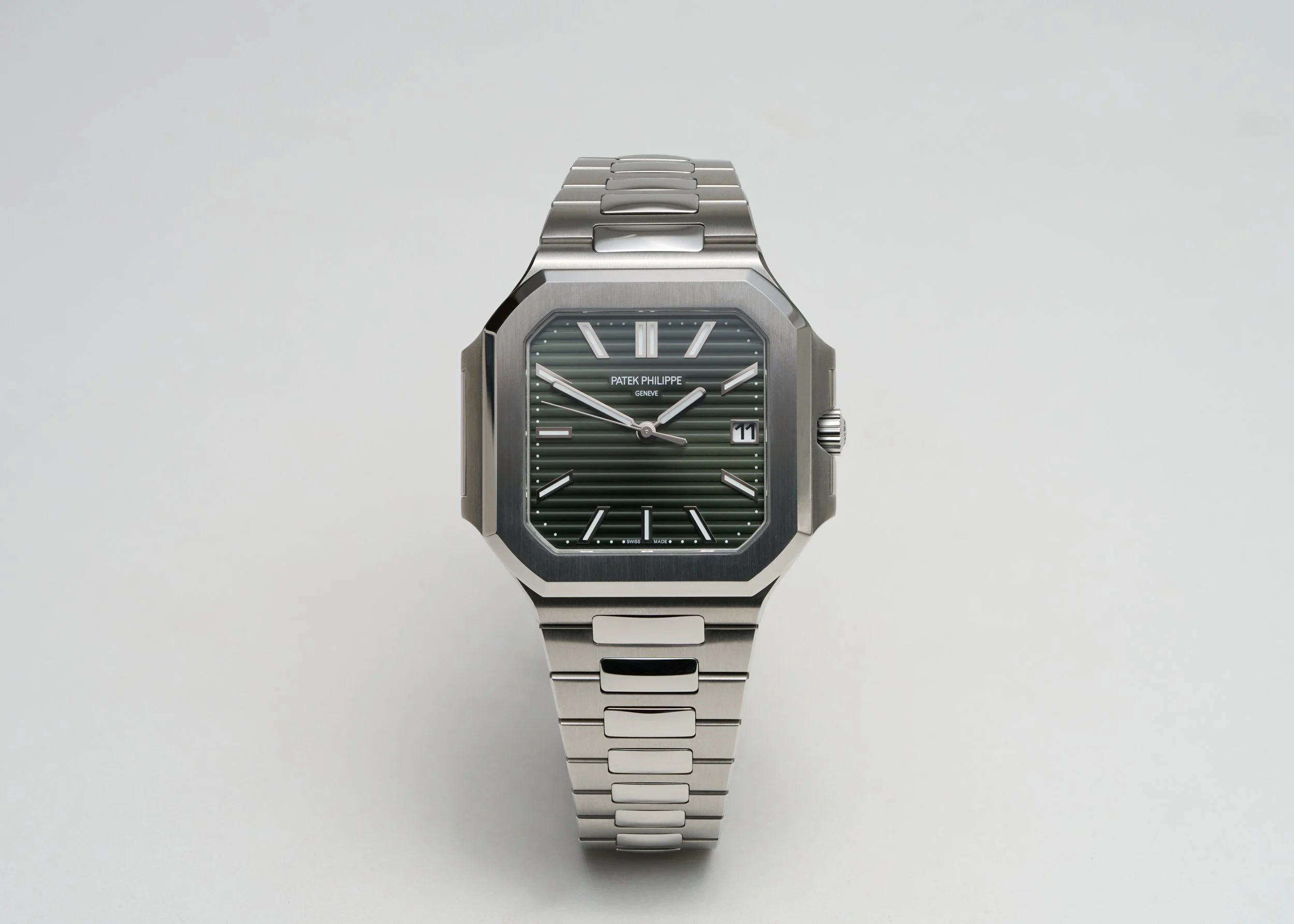 PP913 Patek Philippe Cubitus 5821A-1.jpg