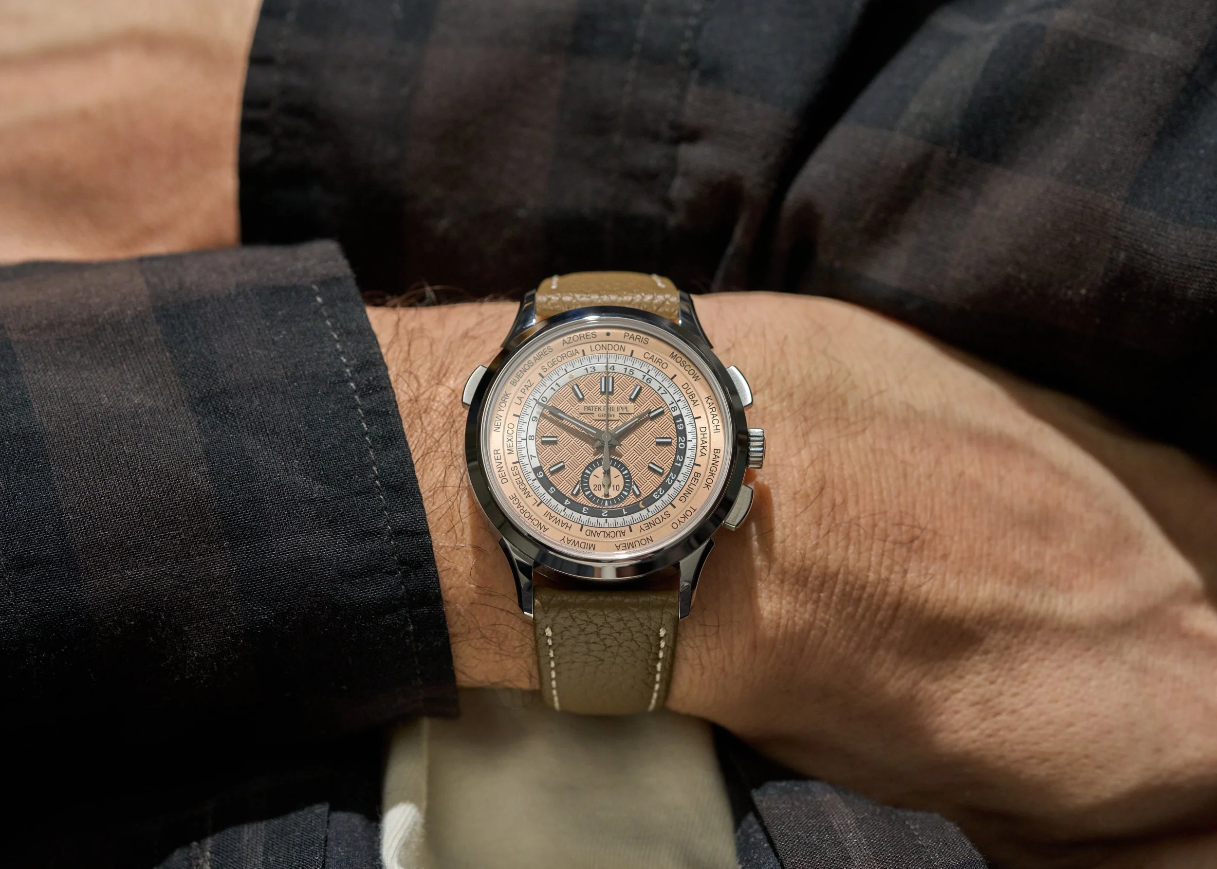 PP923 Patek World Time Chronograph 5935A-001-13.jpg