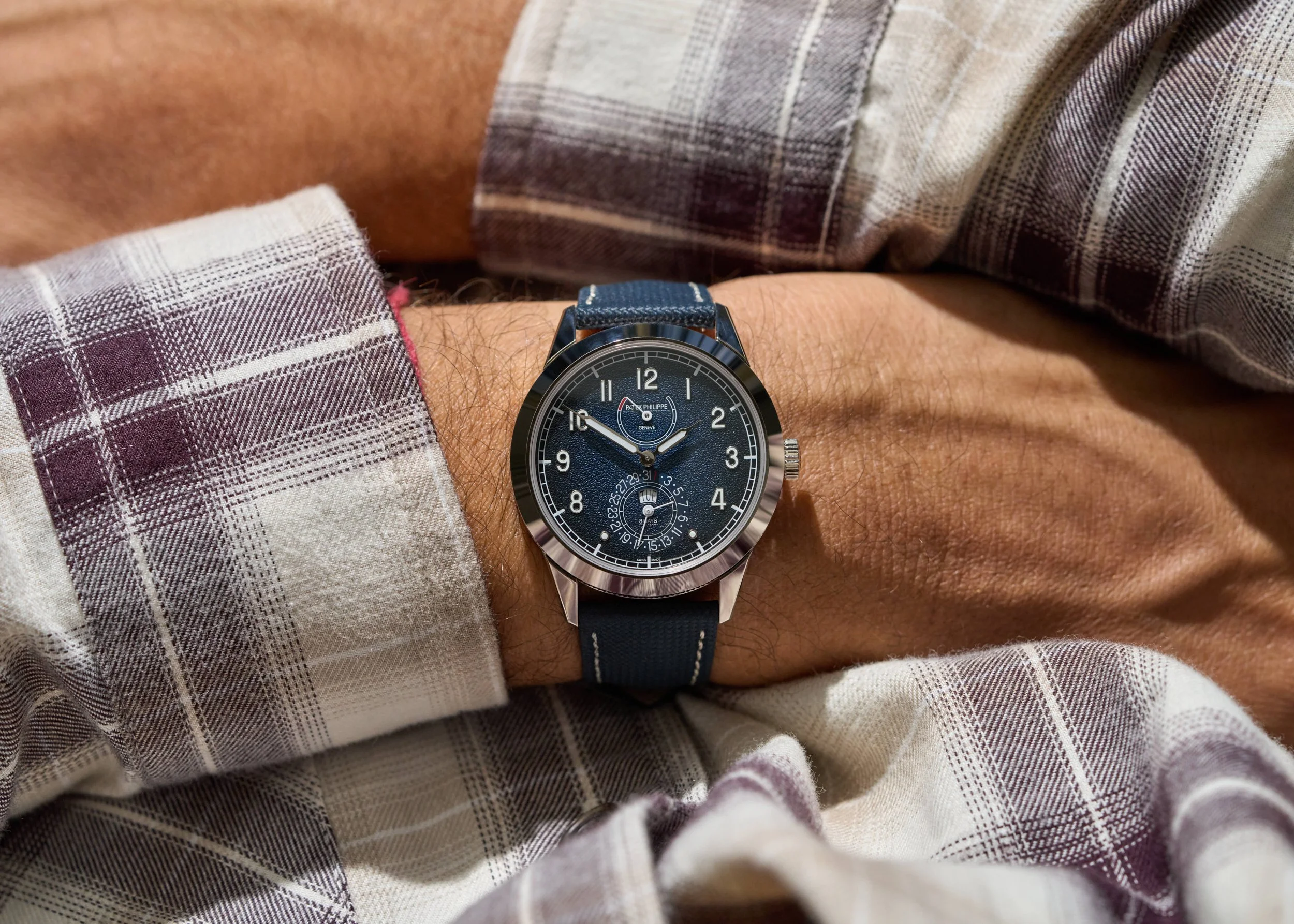 PP948 Patek Philippe 5328G-001-15.jpg