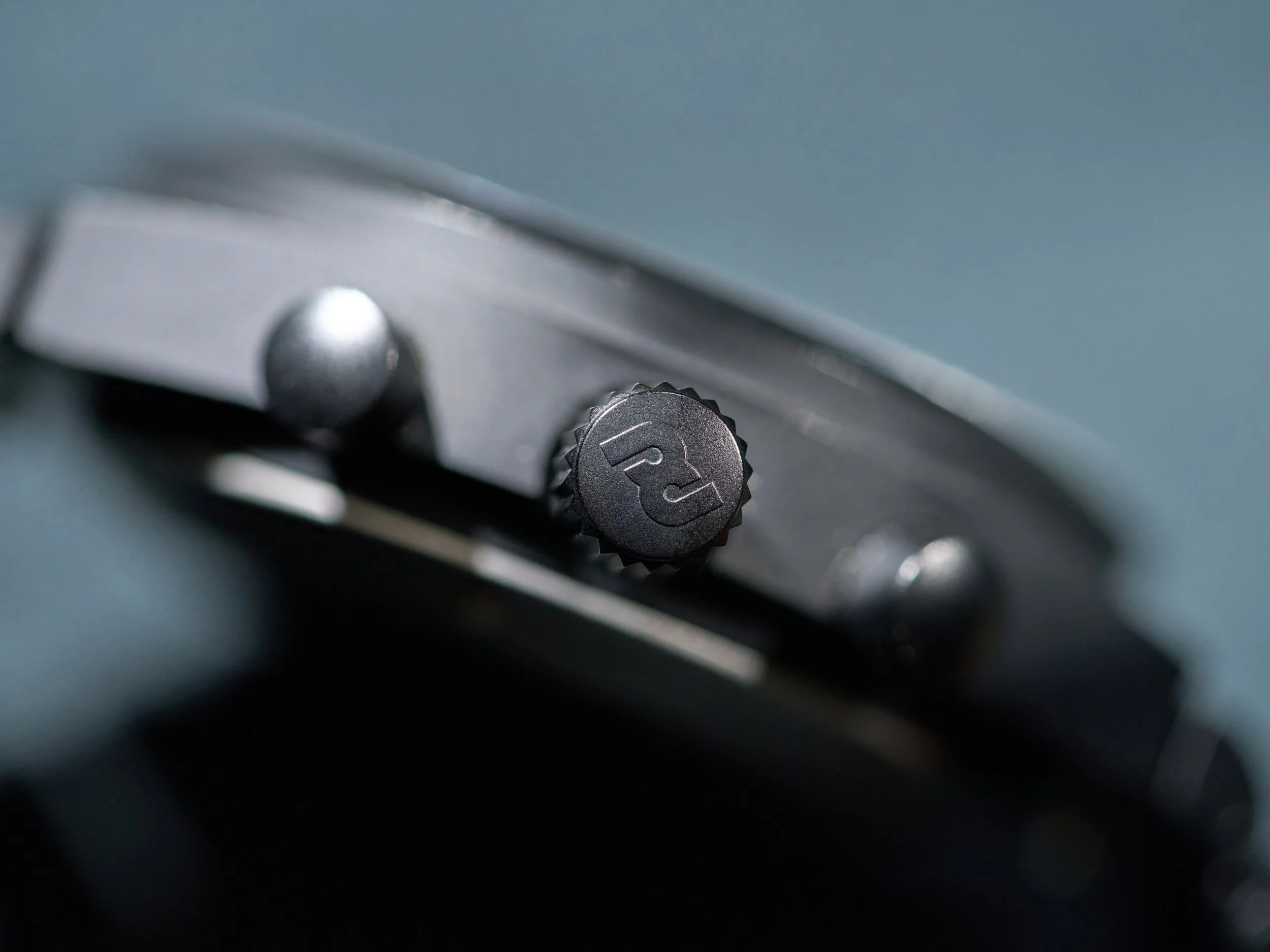 PD879 Porshe Design Hodinkee Chronograph 16041-10.jpg