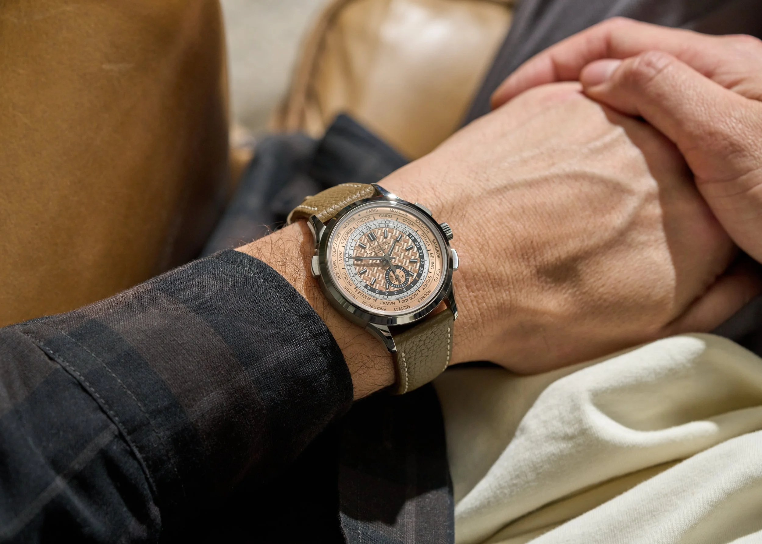 PP923 Patek World Time Chronograph 5935A-001-11.jpg