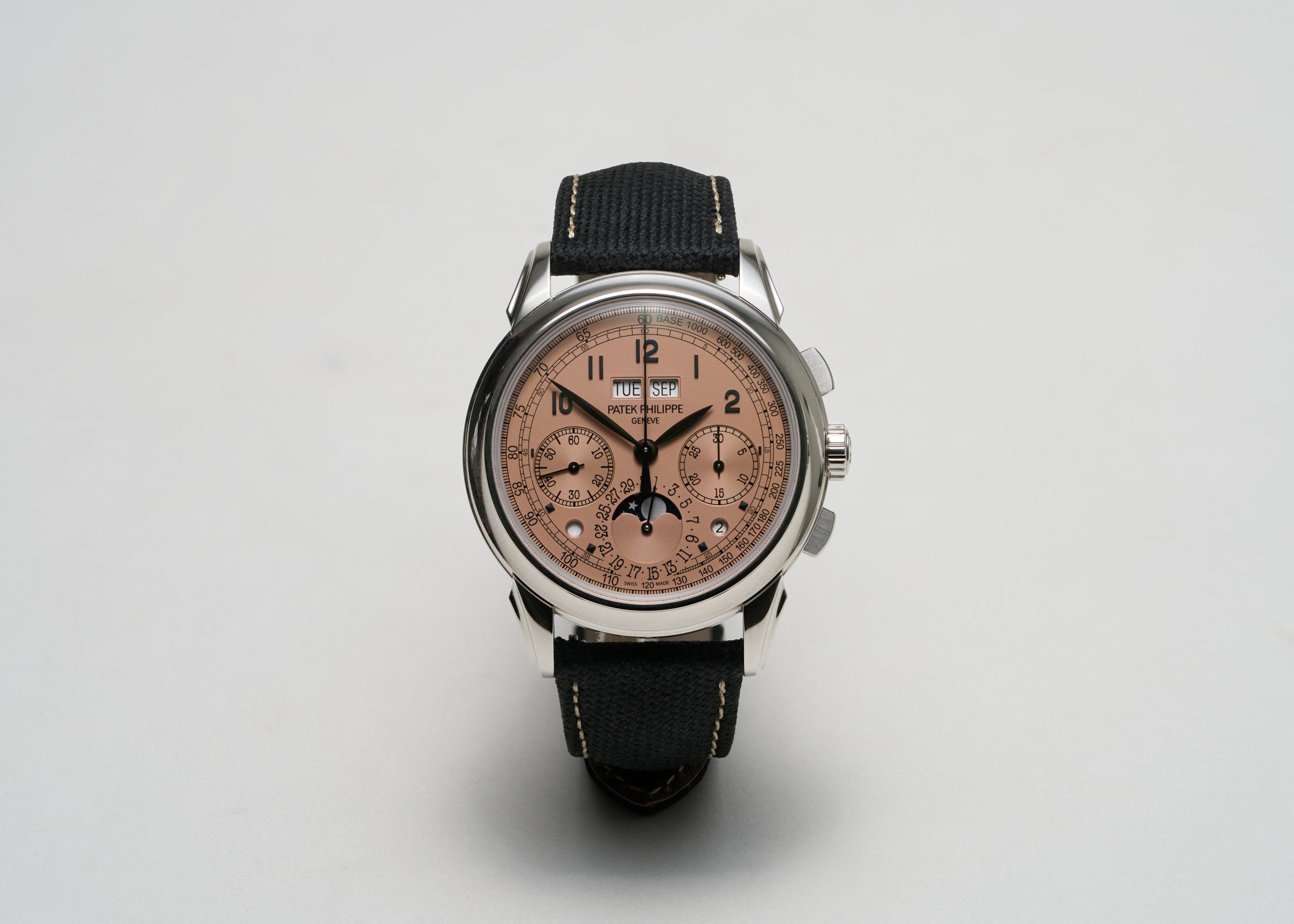 PP954 Pataek Phillipe 5270P Salmon Dial-1.jpg