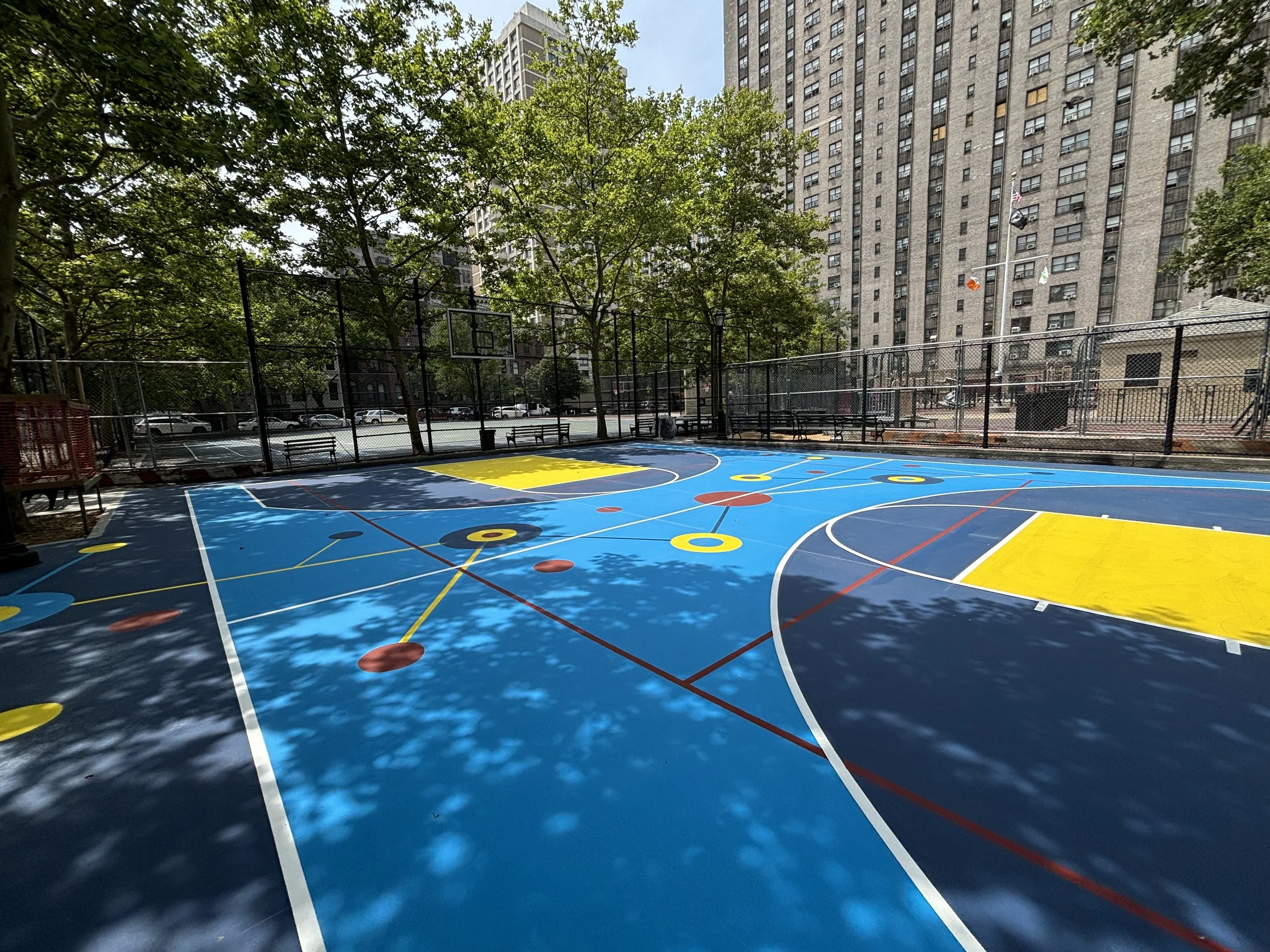 Sol Bloom Playground, Basketball Court