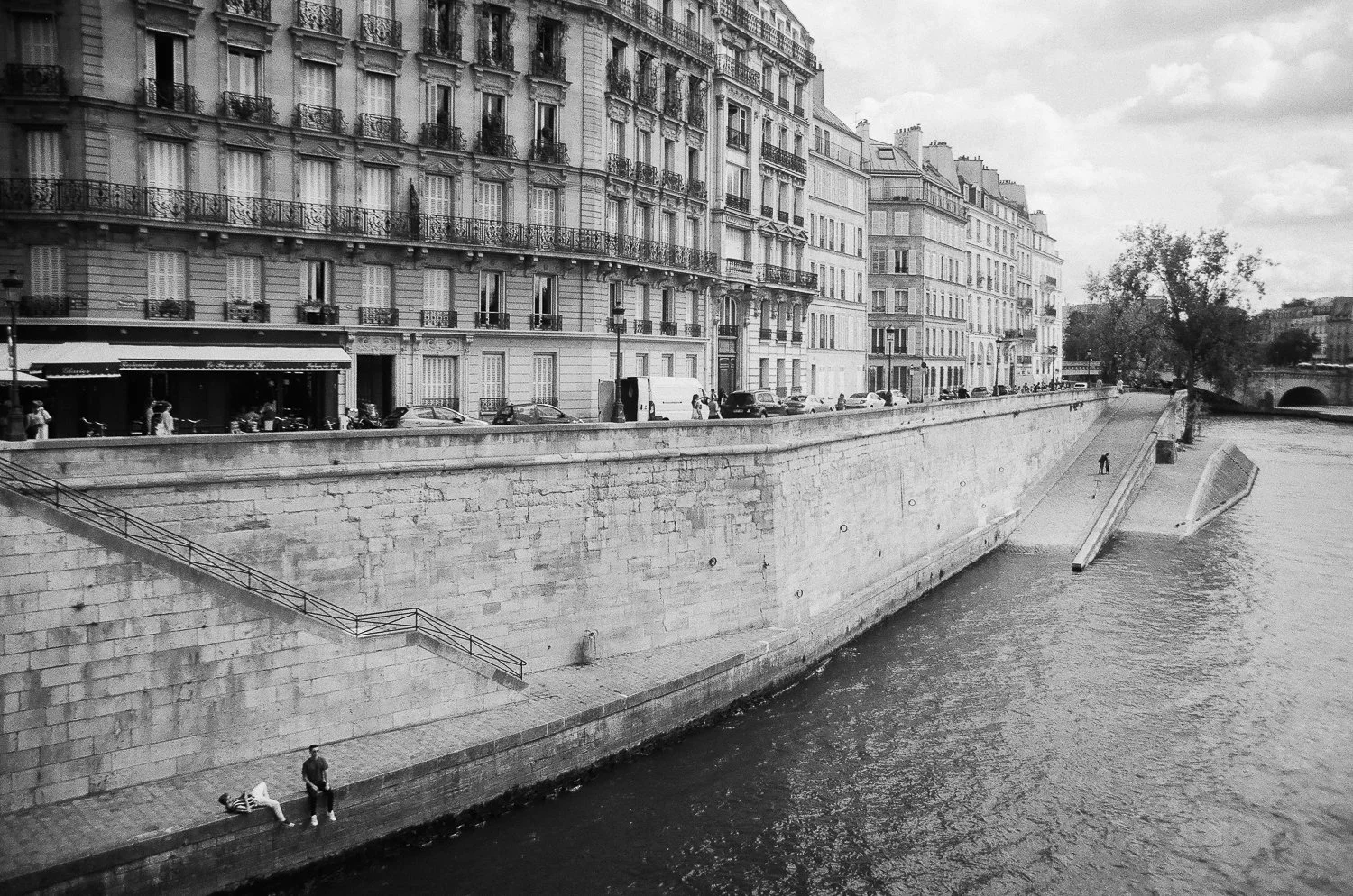 Paris35mm-DanielBell-2.jpg