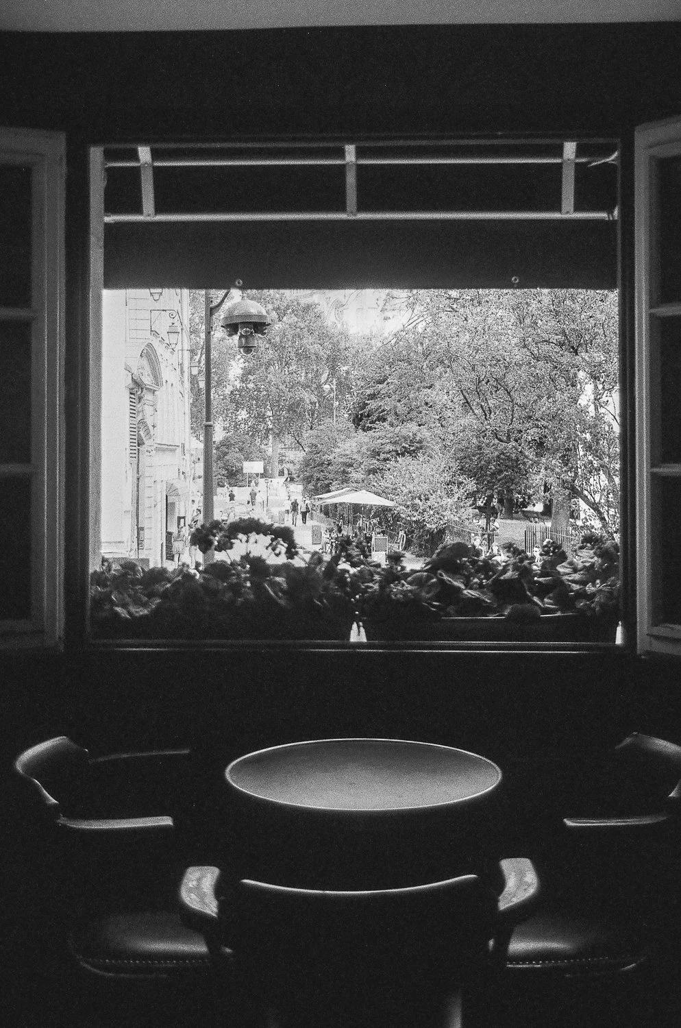 Paris35mm-DanielBell-13.jpg