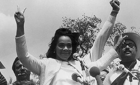 coretta-scott-king-with-jesse-jackson.jpg