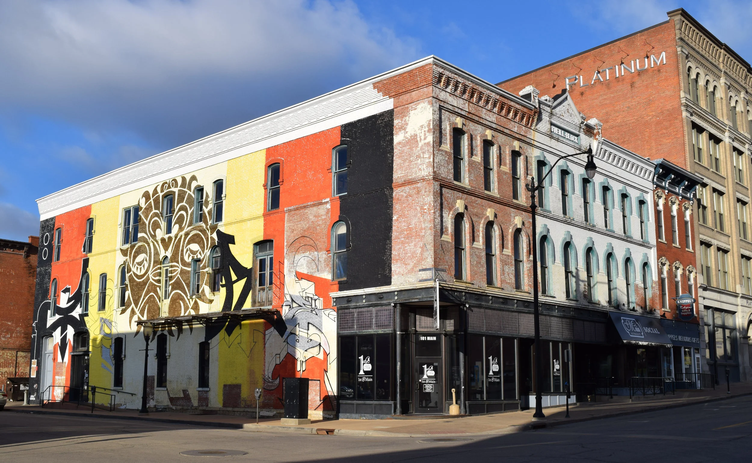 First &amp; Main, Dubuque, Iowa