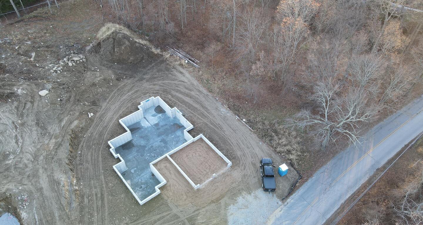 We took over the #woodwardspecbuild from another builder with forms in place. We now have the foundation poured, lines tied in and we&rsquo;re ready to start framing.  Follow along as we bring this build in Lincoln to life!

#rihomebuilder #customhom