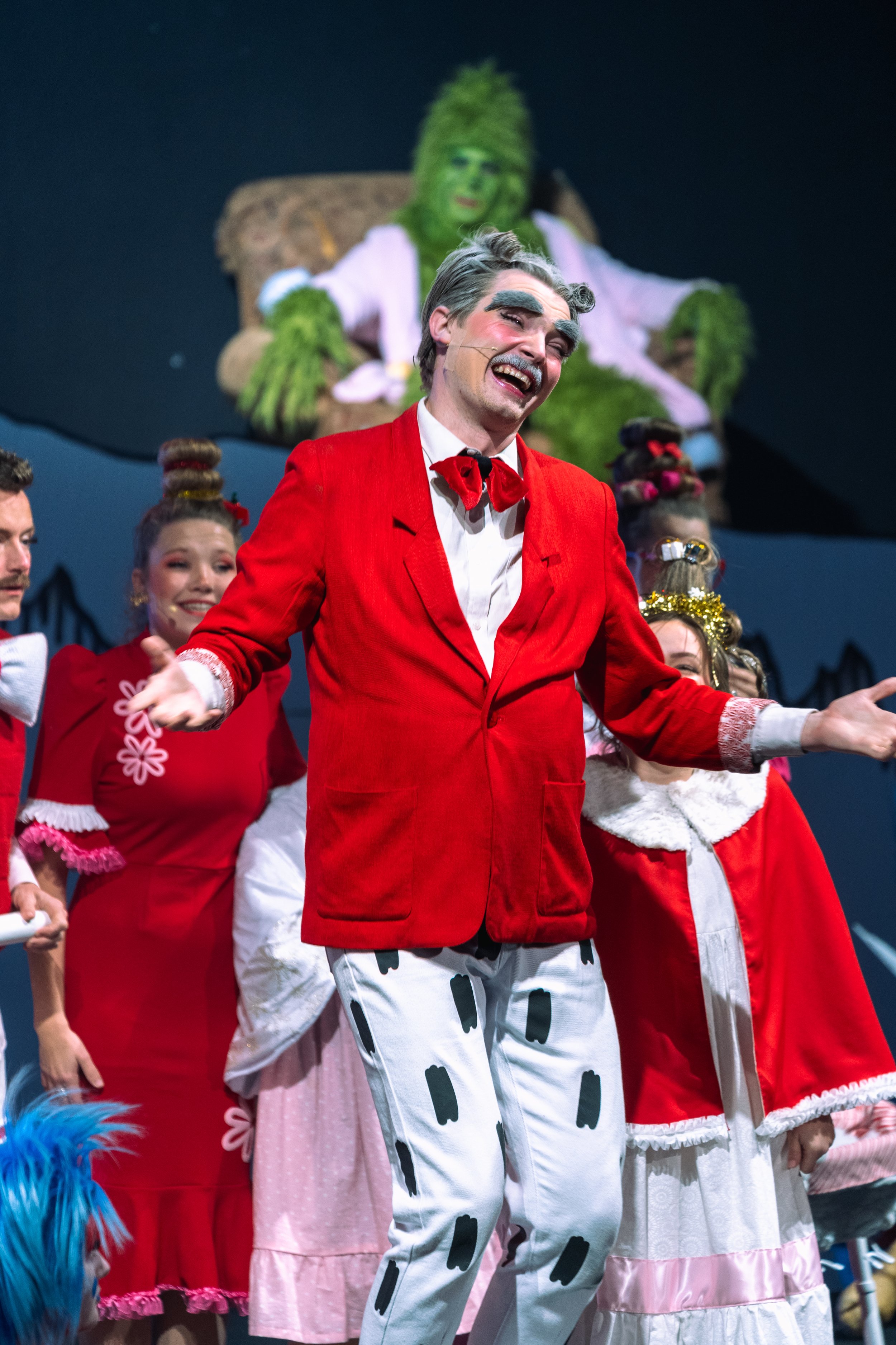 GRINCH-NIGHTTWO-05.jpg