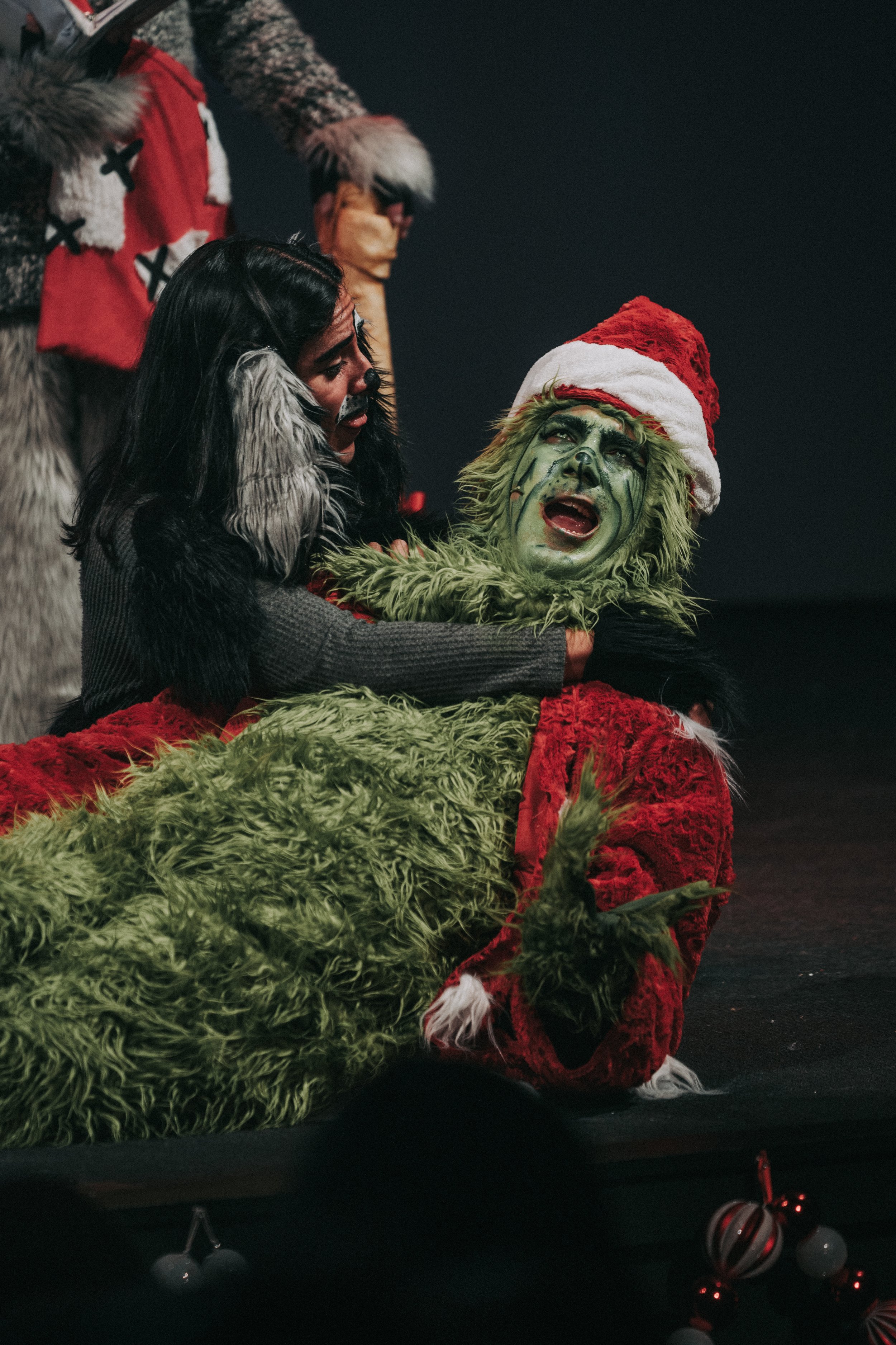 GRINCH-NIGHTONE-01.jpg