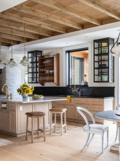 Kitchen sink area.jpg