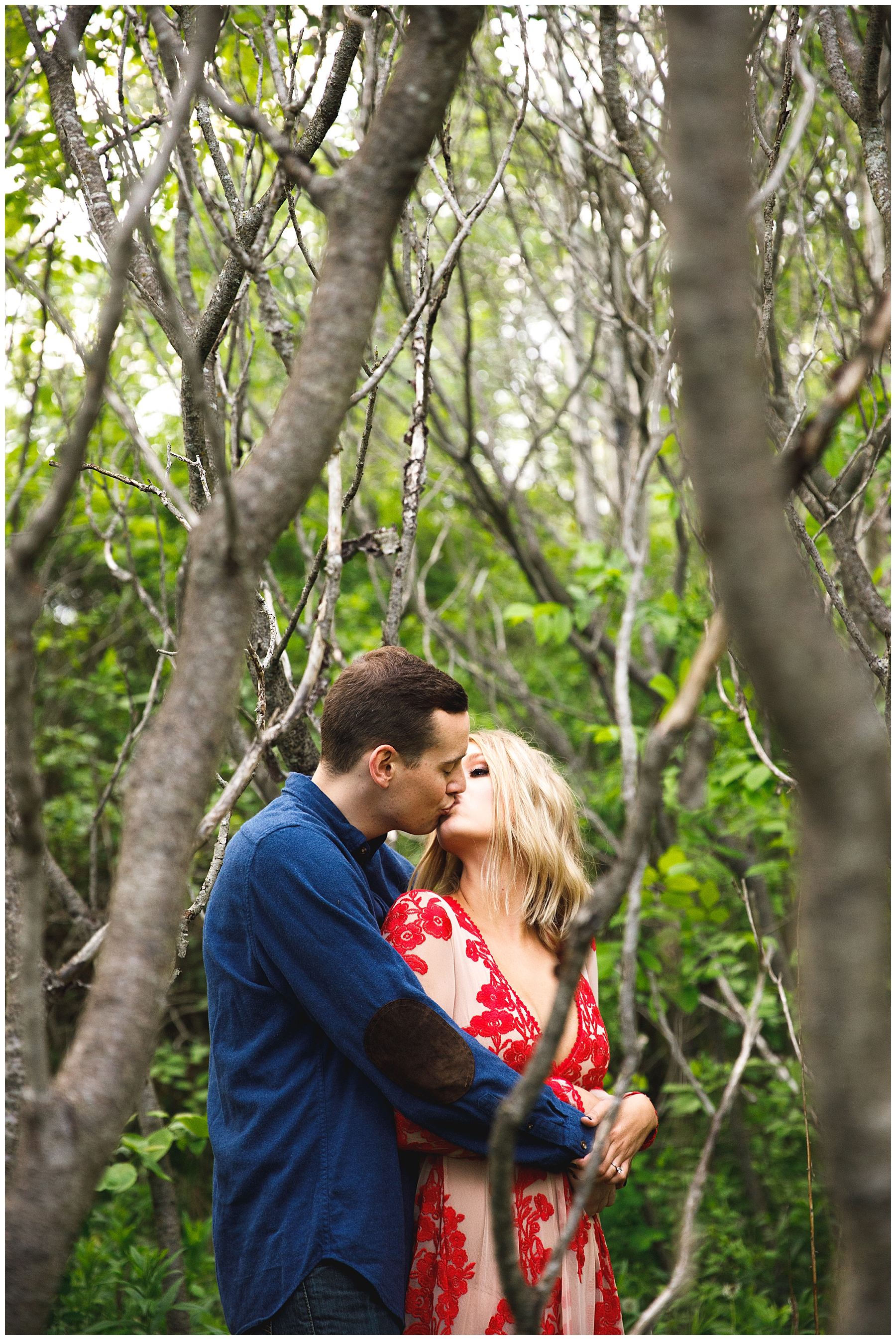 Hannah + Ben Engaged Milwaukee_0039.jpg