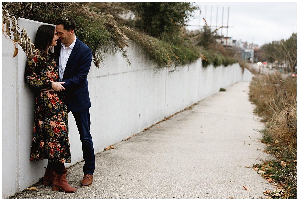 nature + city fall engagement session milwaukee wi - chelsea matson photography 