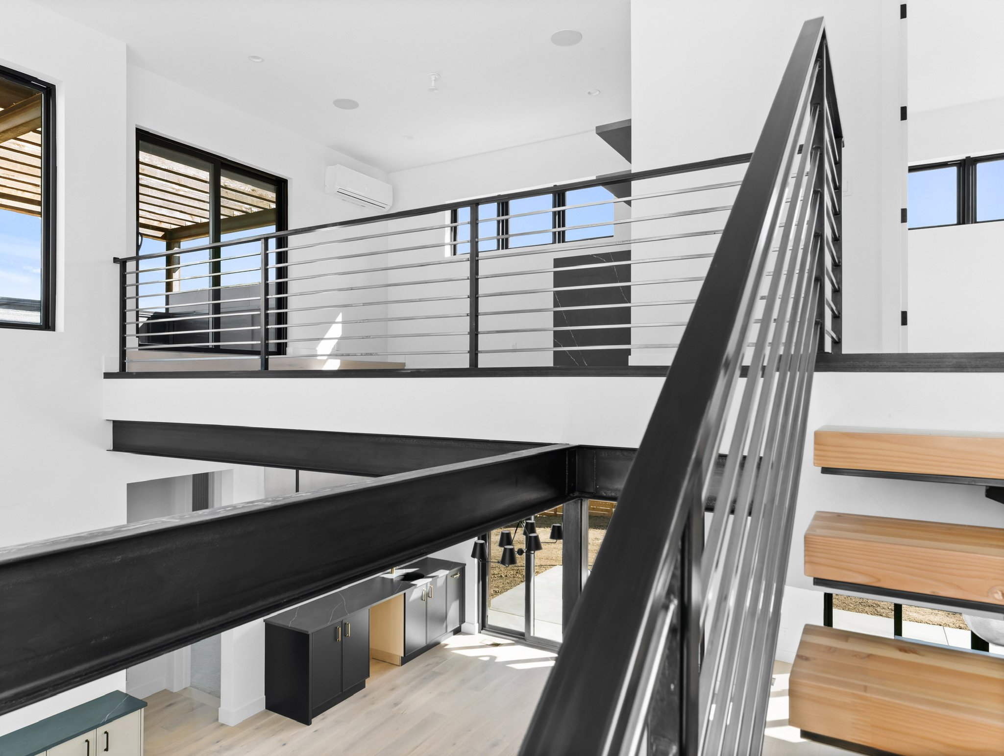Spacekraft%20Media%20-%203287%20Hillside%20Dr-064.jpg