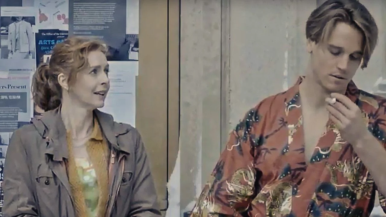 Amanda Barron in Drawing with Debra Still 3 crop.jpg