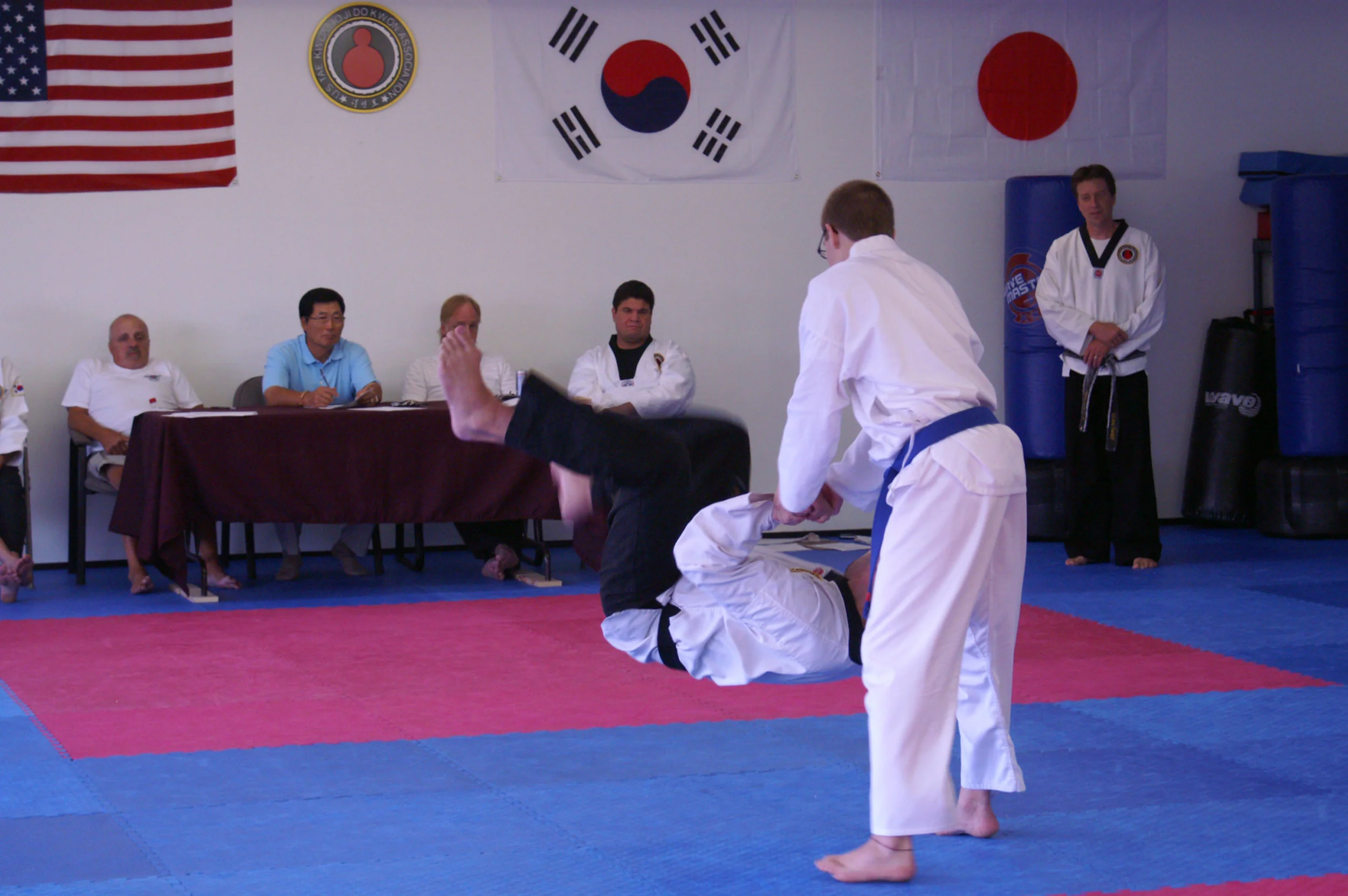 Family Tae Kwon Do 2009-07-23 19-21-08.JPG