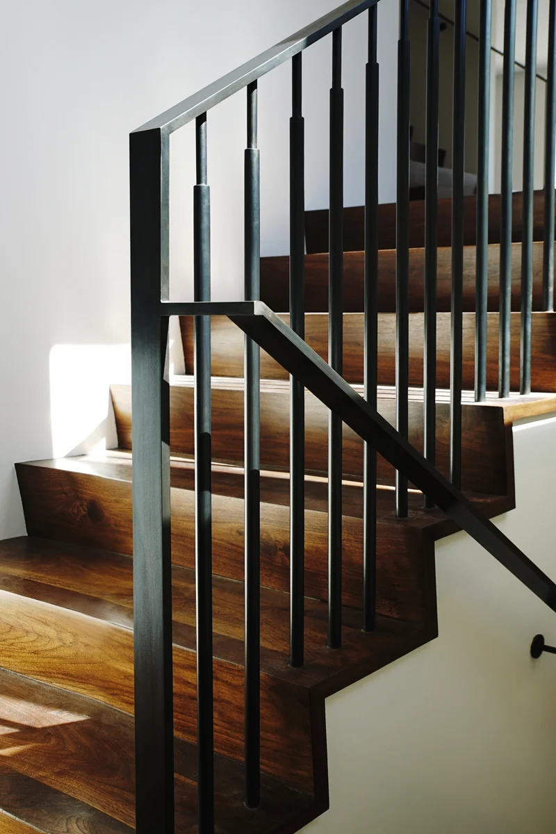 TT-207-379-StairRail-1200px.jpg