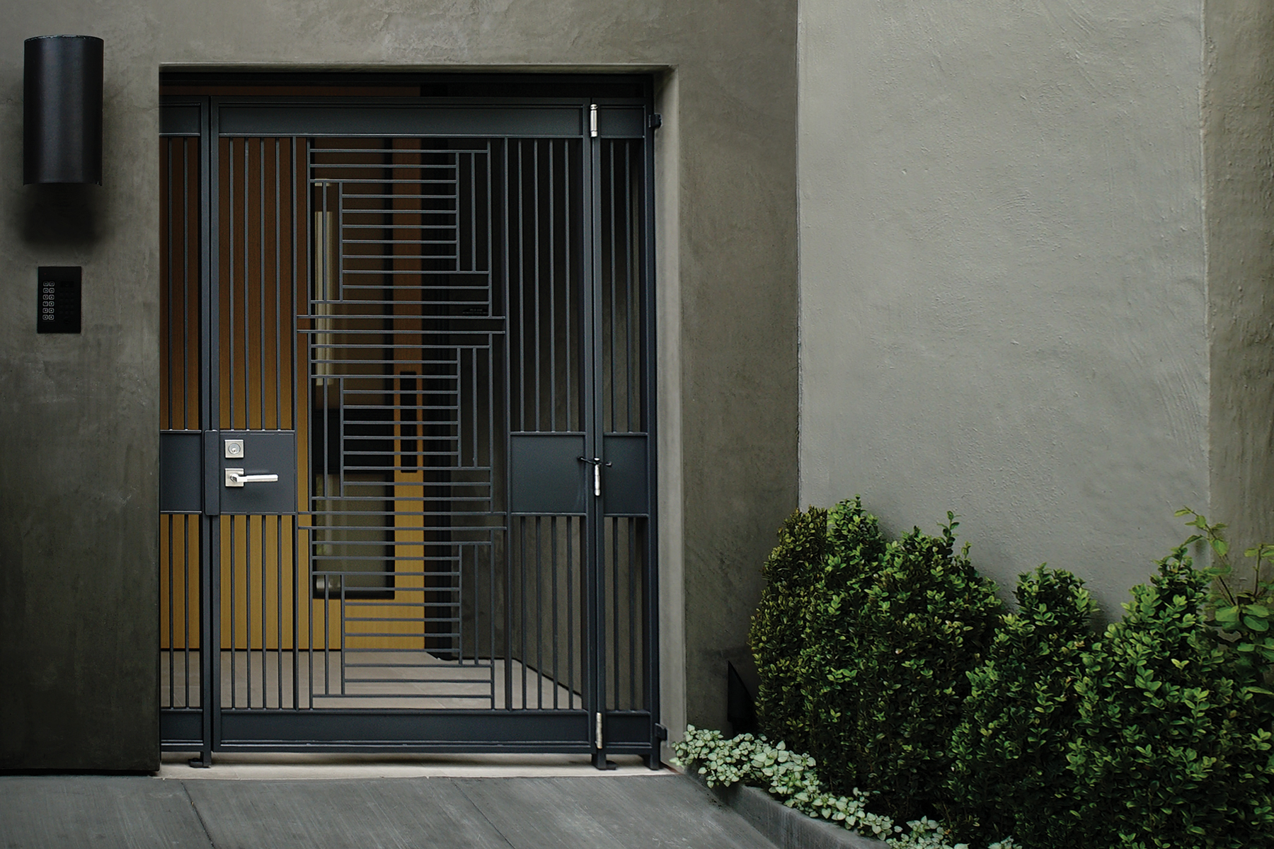 TT-238-FrontGate-1800px.jpg