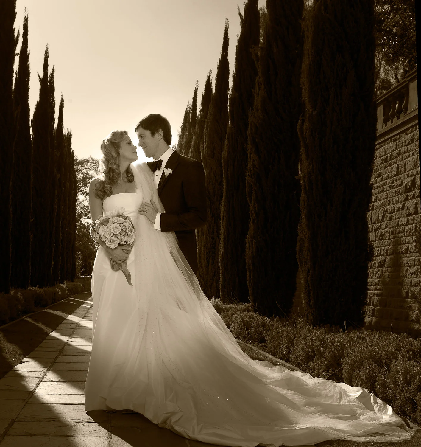 1DM33183-2sepia.jpg