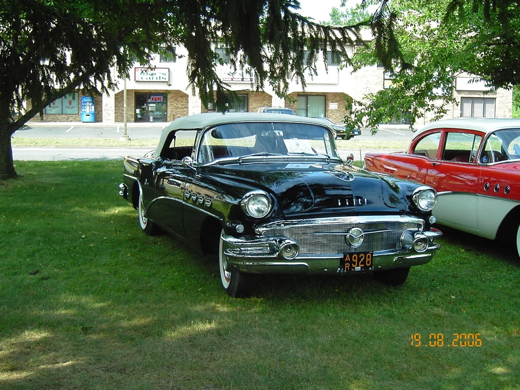 Buick 3.jpg