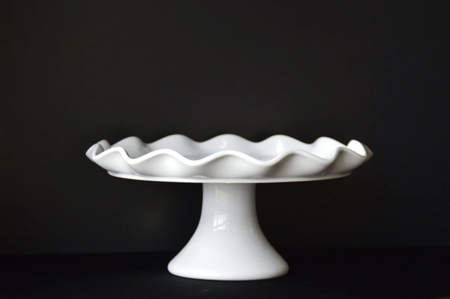 large+swirl+cake+stand+ Q1.jpeg