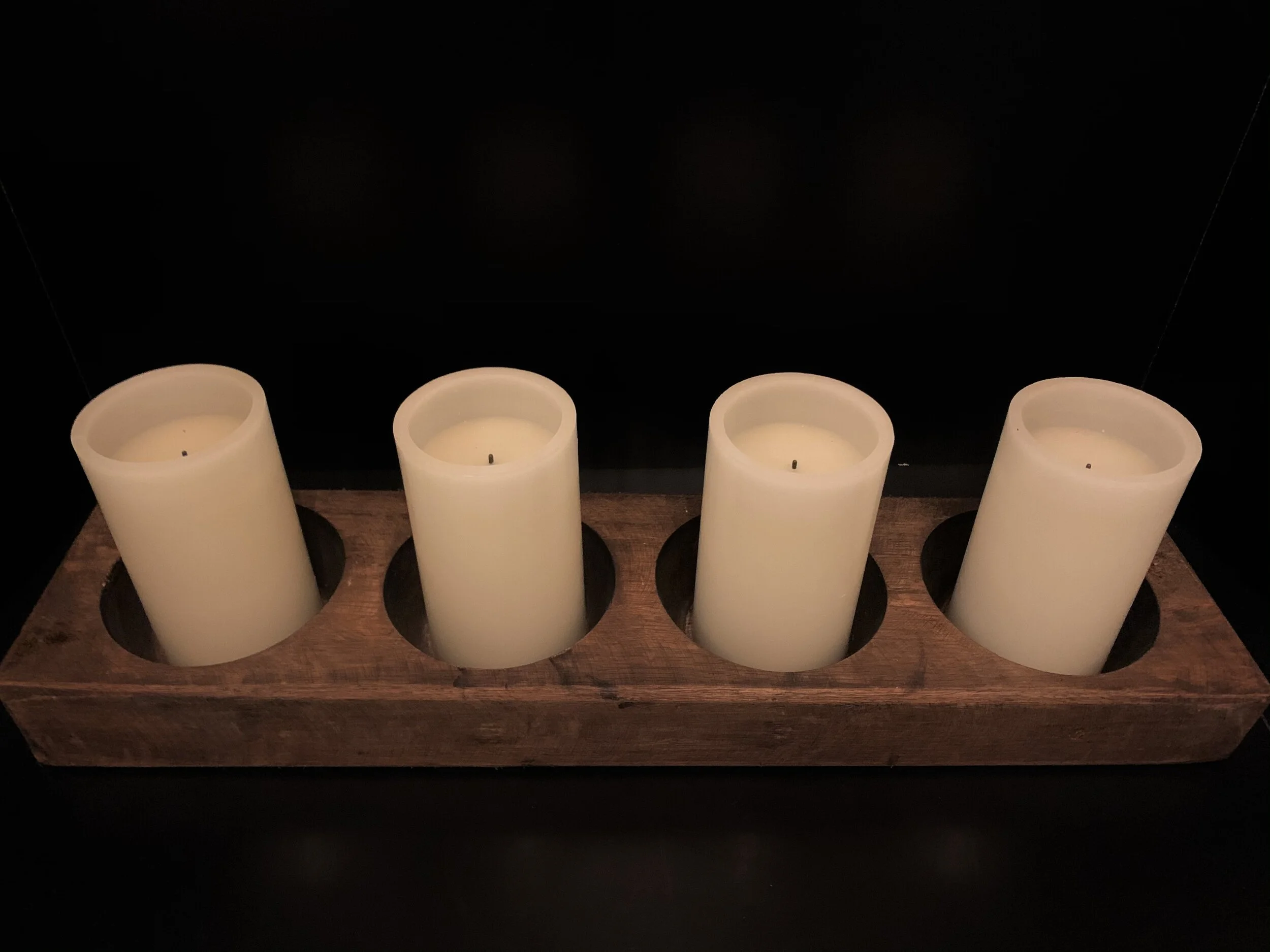 wooden candle holder Q1.jpg