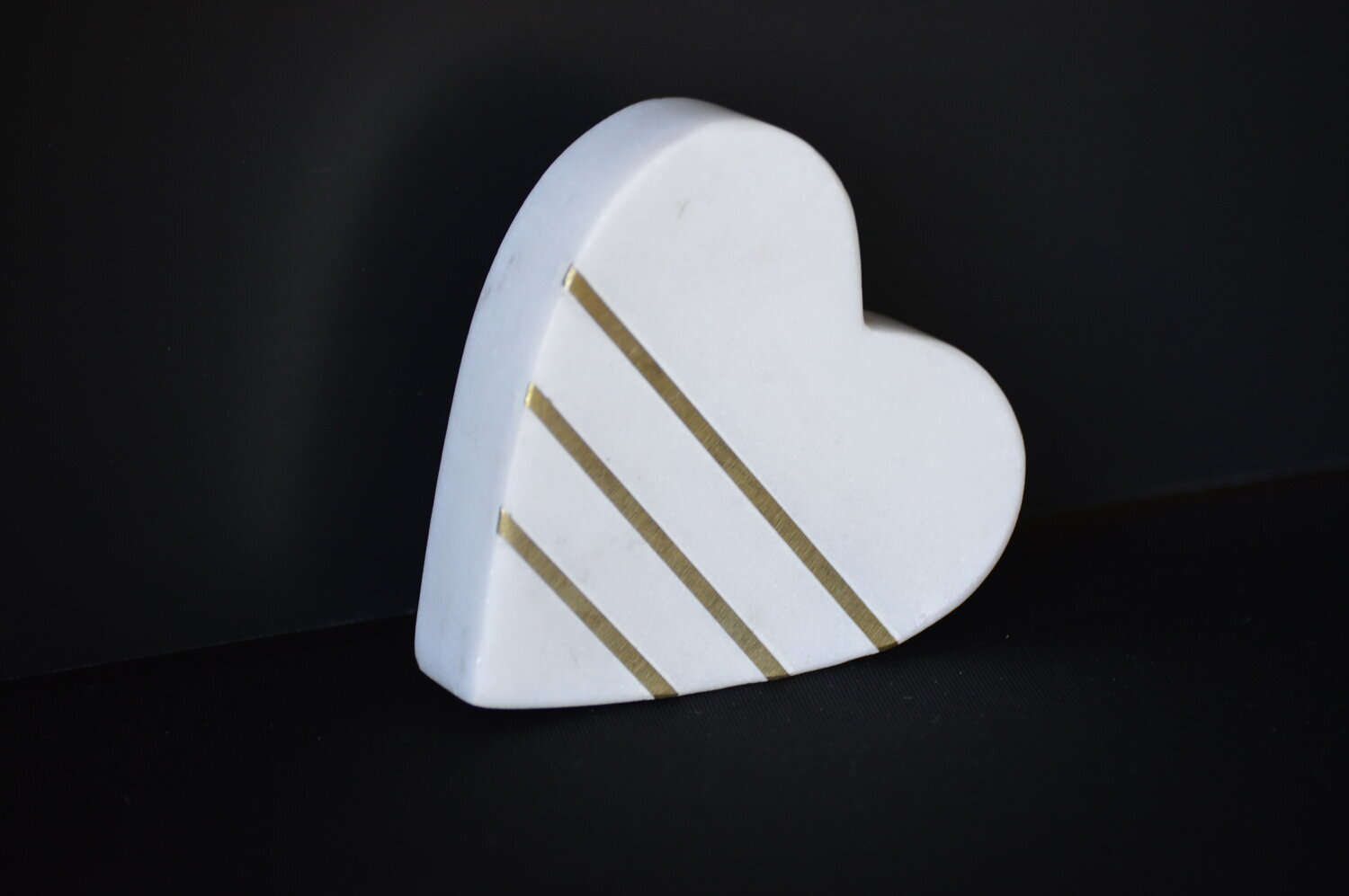 white+and+gold+heart Q1.jpeg