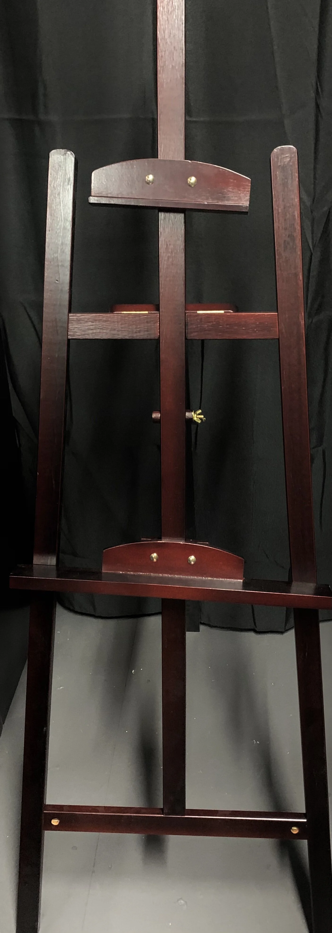 large cherry wooden easel Q1.jpg