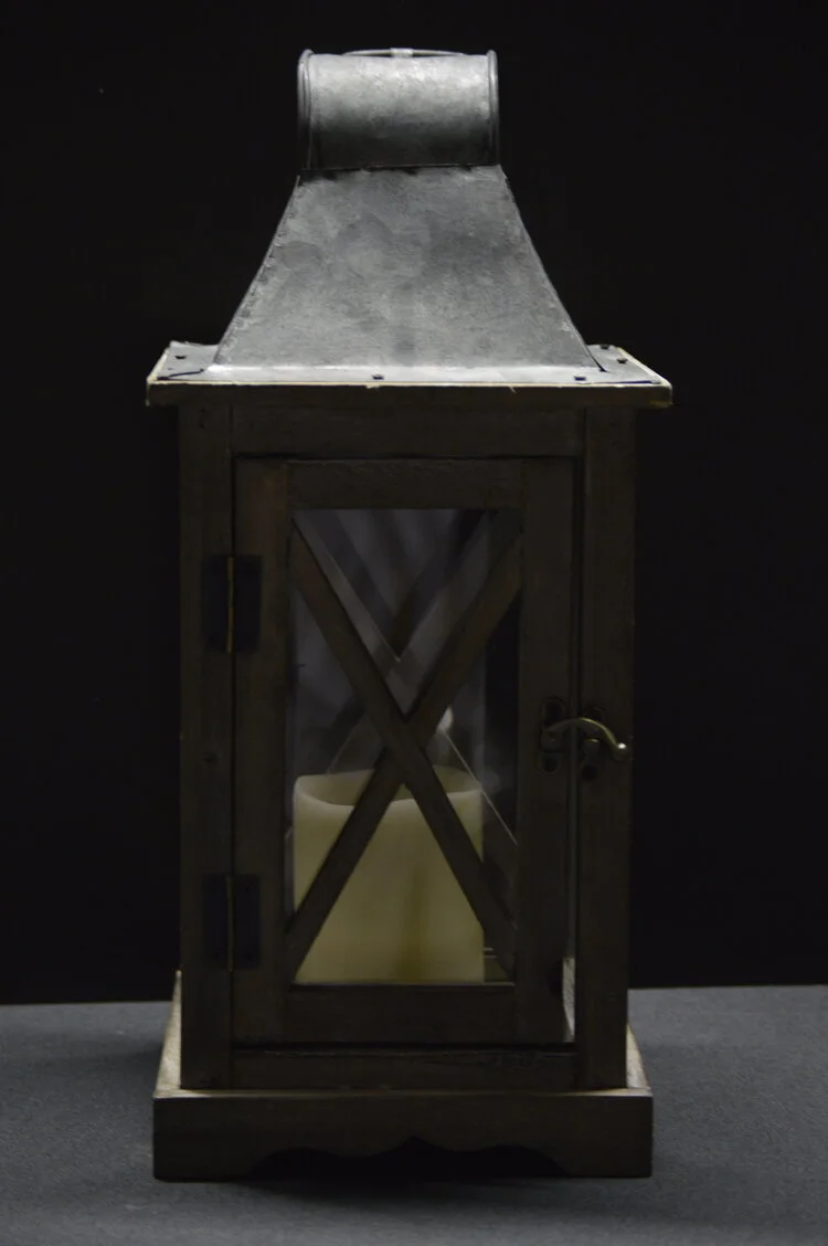 medium metal lantern Q2.jpeg