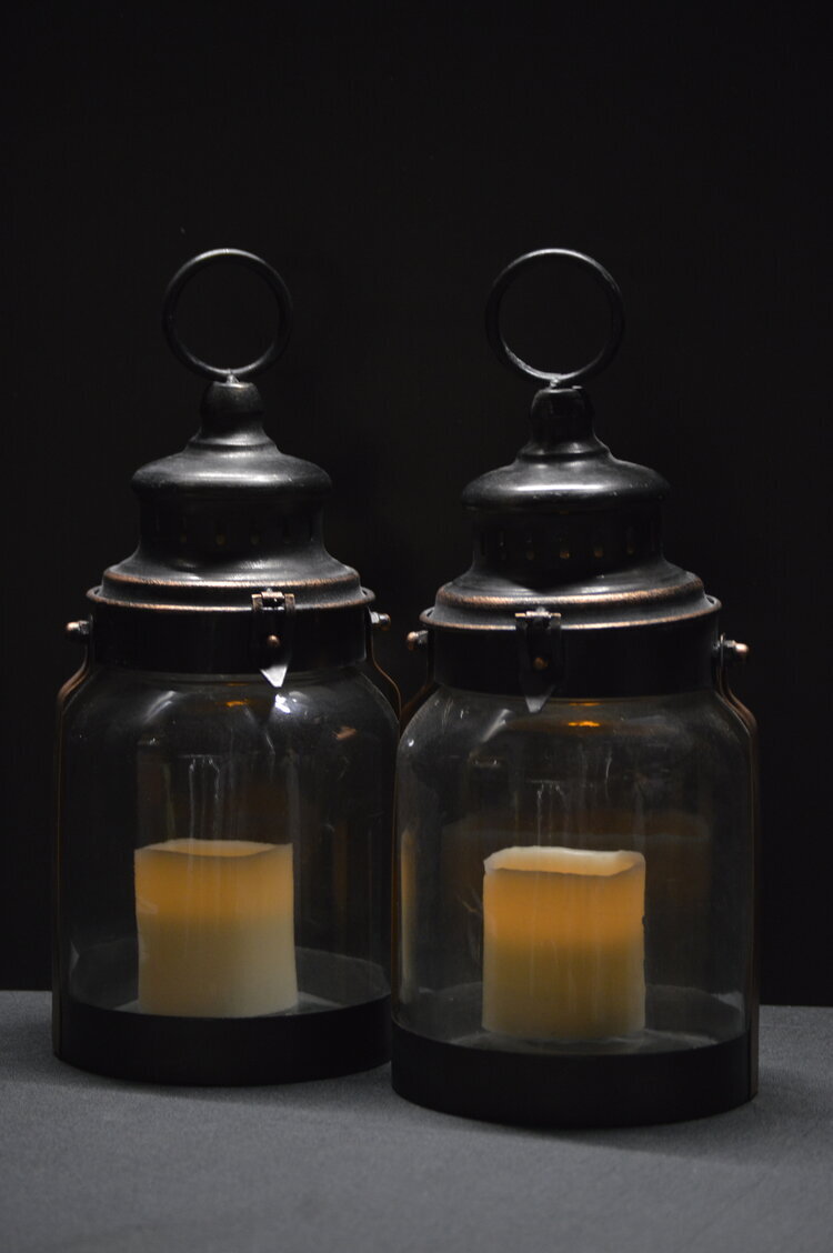 round rustic lanterns Q2.jpeg
