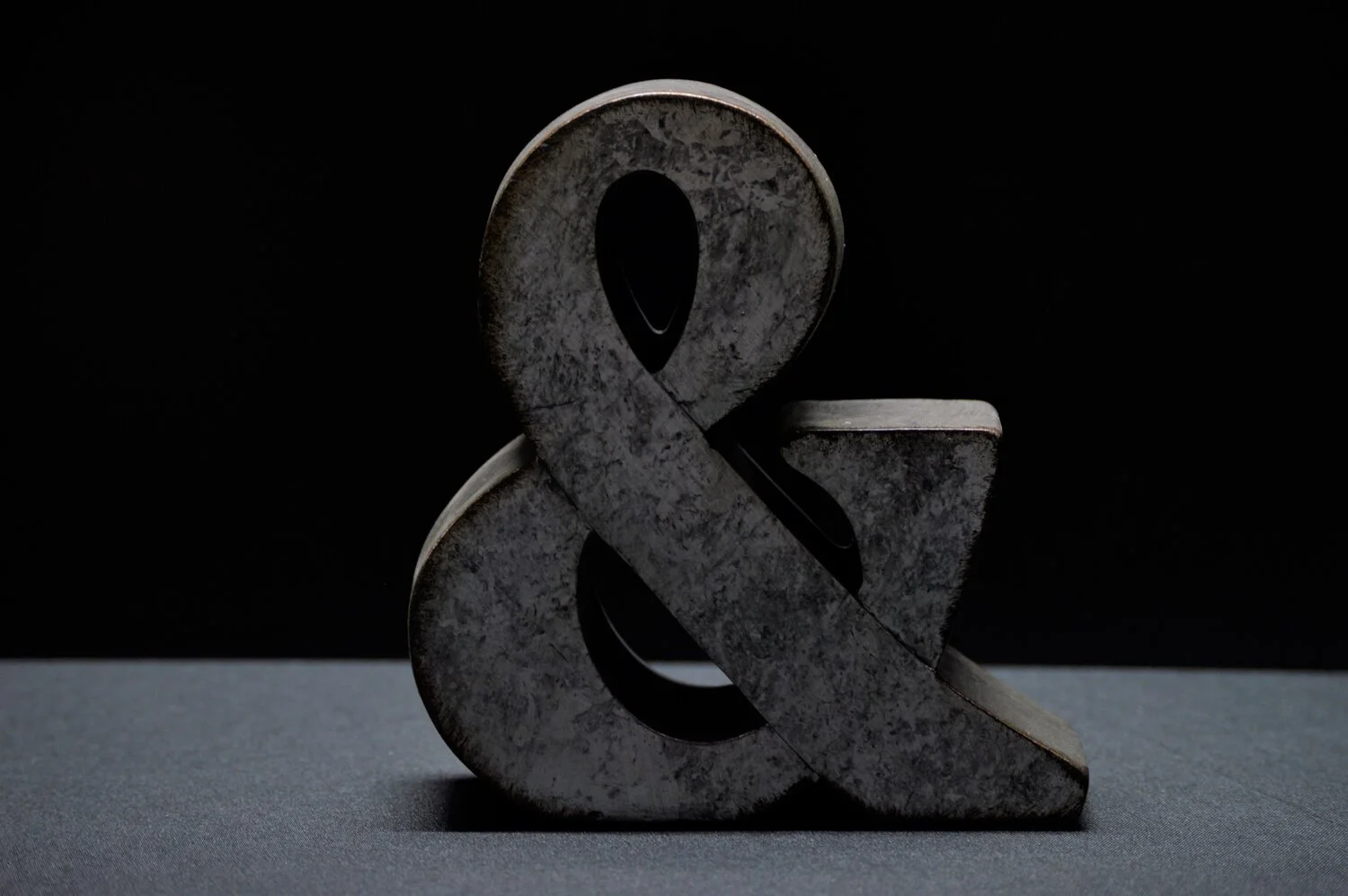 metal+and+sign Q1.jpeg