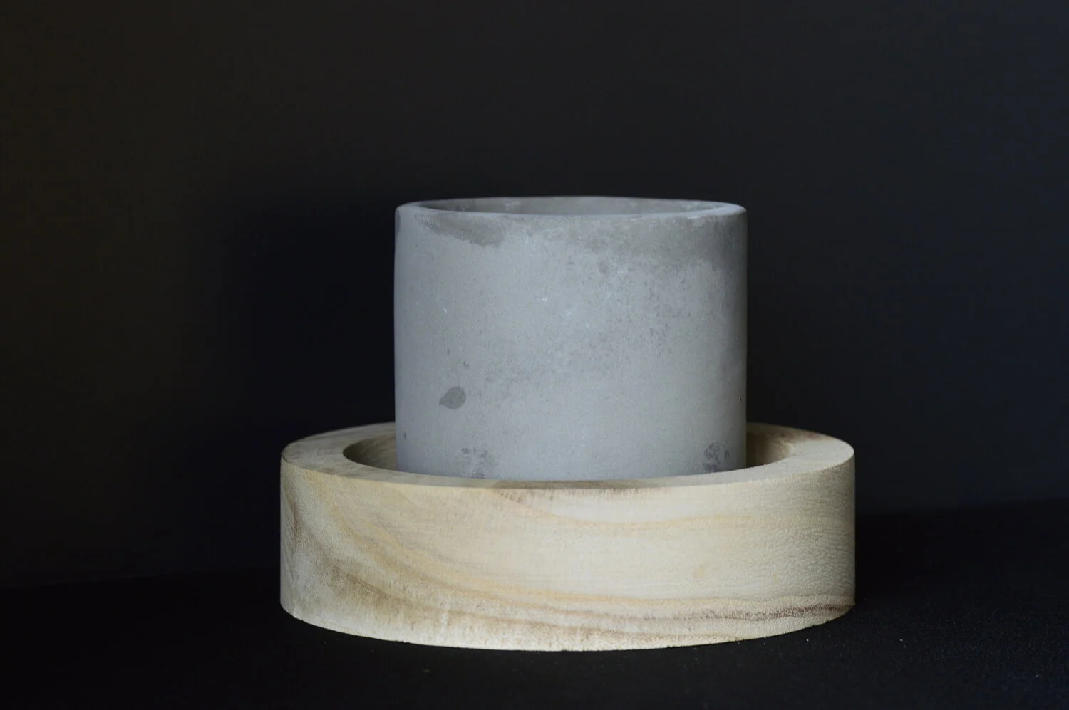 cement vase Q1.jpeg