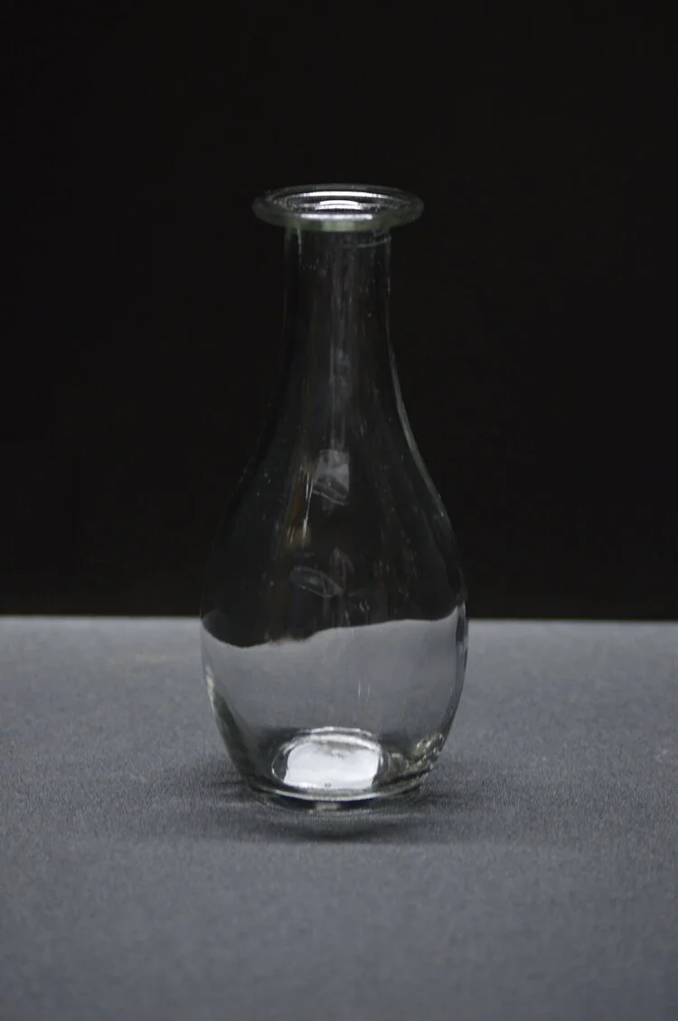 hourglass+vase+ Q9.jpeg