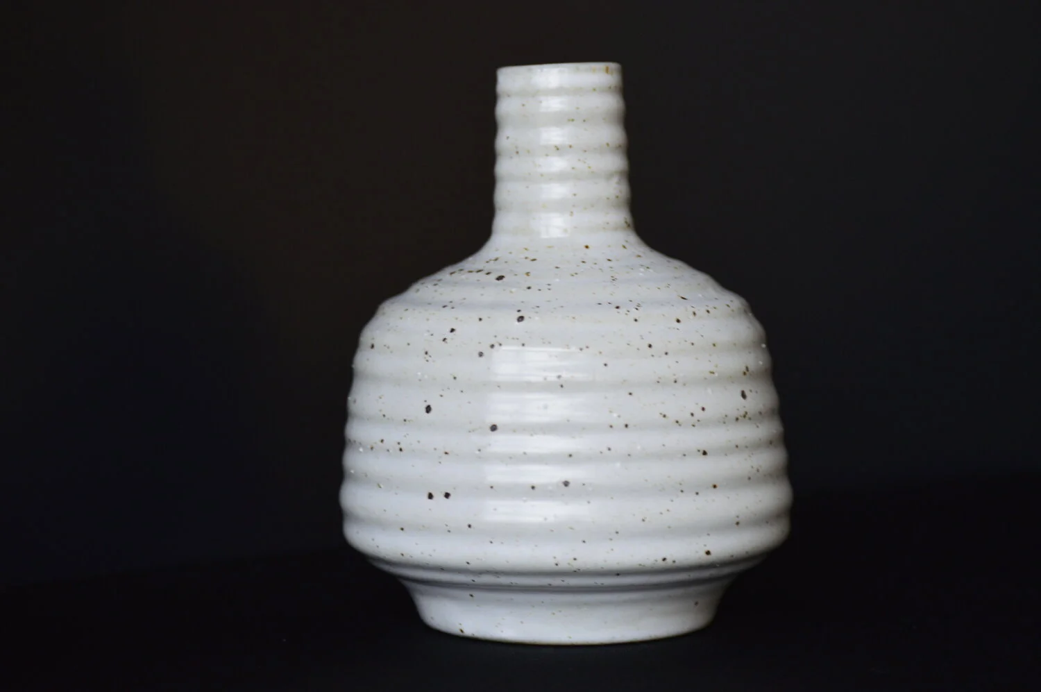 cream+vase+ Q1.jpeg
