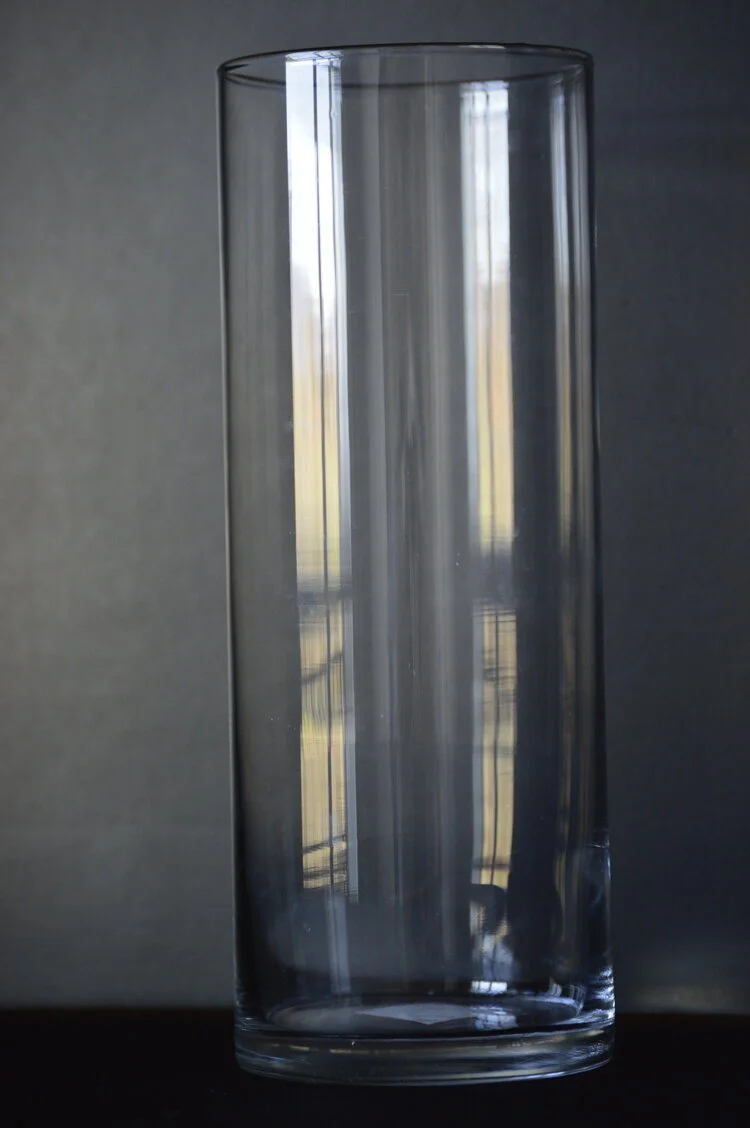 tall+straight+vase Q7.jpeg