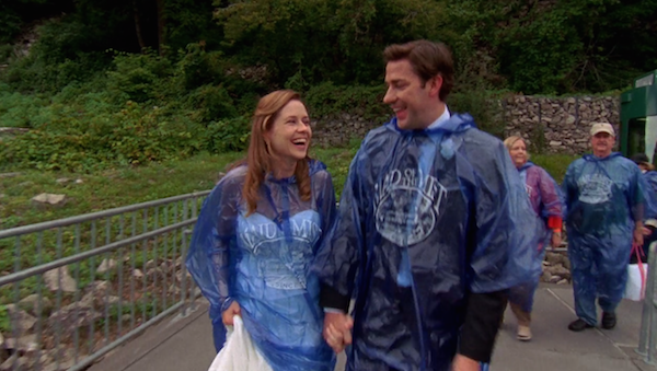 Niagara-Falls-Jim-and-Pam-get-married-on-The-Office-4.png