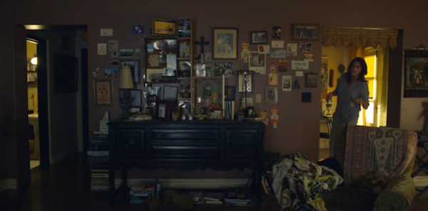 Alis-Apartment-from-Transparent-Interior.png