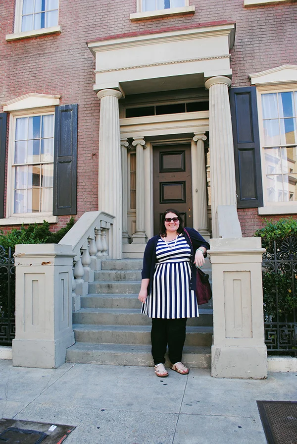 Jane-Christina-LeBlanc-at-Rizzoli-Apartment-From-Rizzoli-and-Isles-Paramount-by-Live-The-Movies.jpg