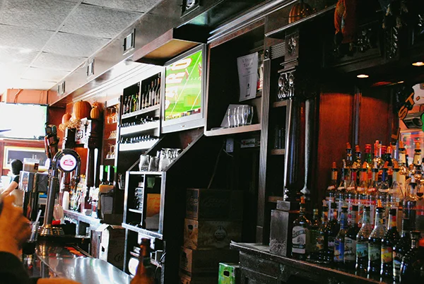 l-street-tavern-from-good-will-hunting-by-live-the-movies-7.jpg